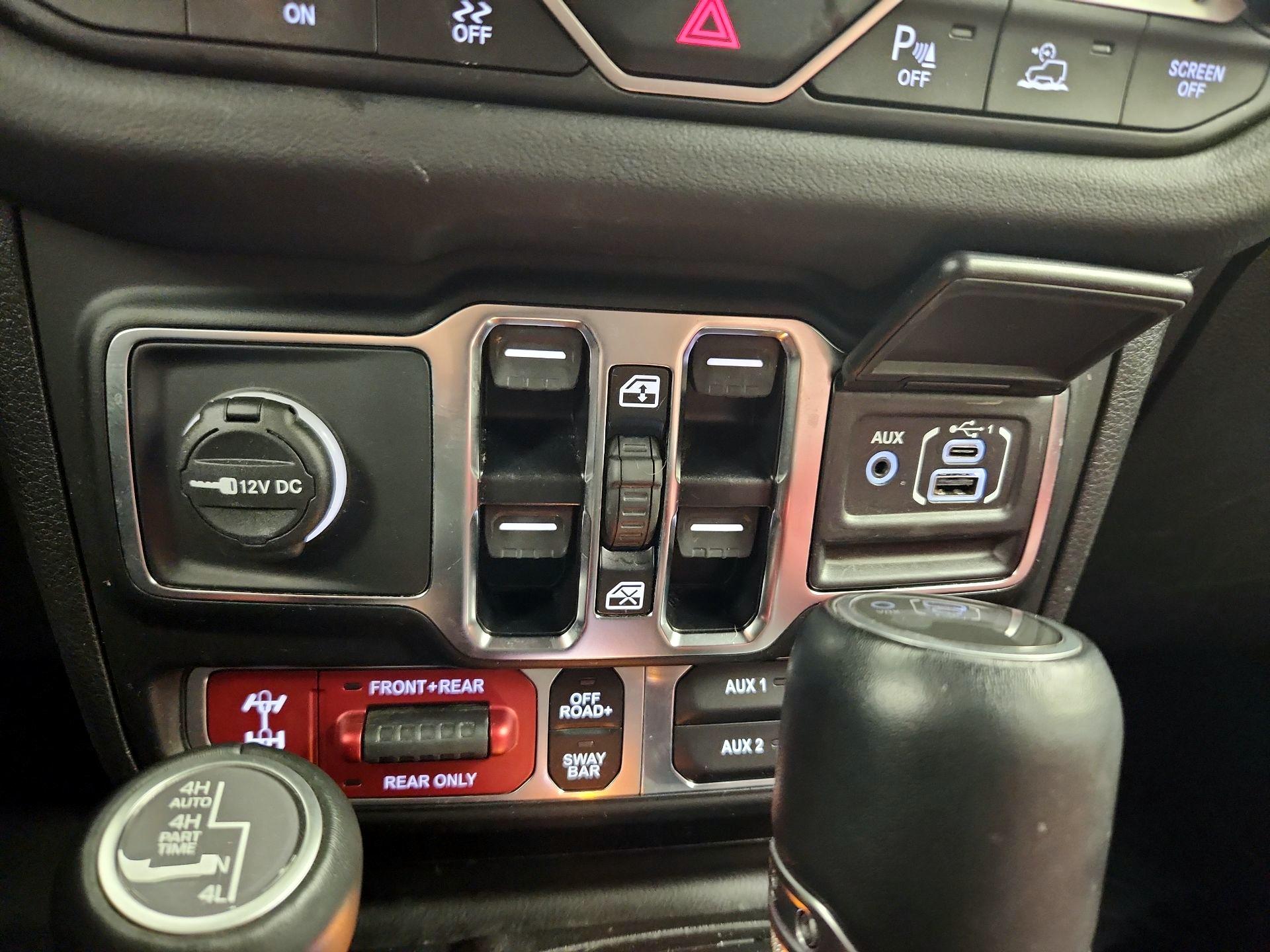 Thumbnail: 2024 Jeep Wrangler - 19