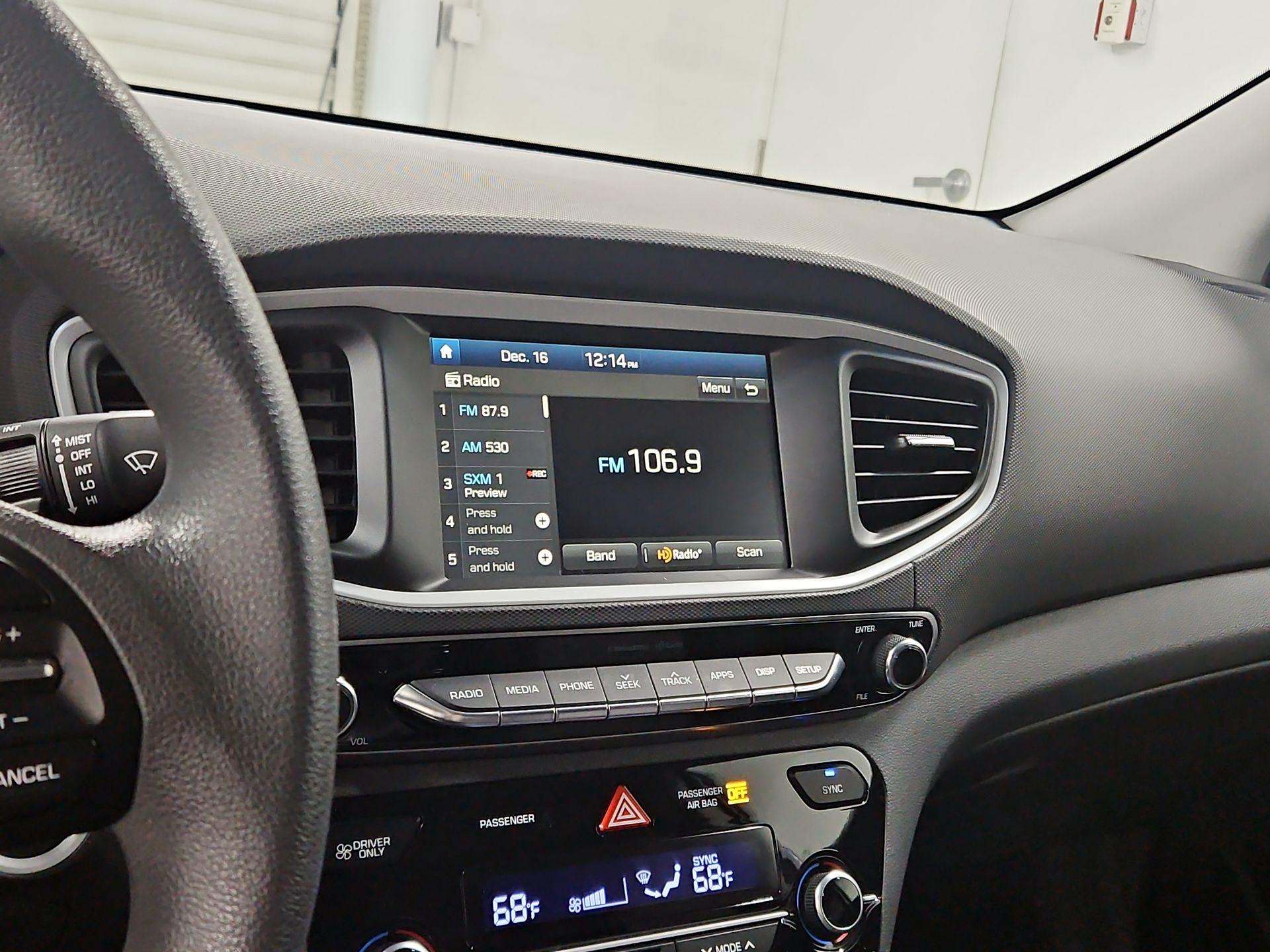 Thumbnail: 2019 Hyundai Ioniq - 15