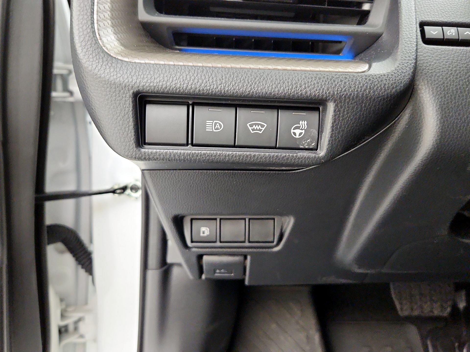 Thumbnail: 2024 Toyota Prius - 13