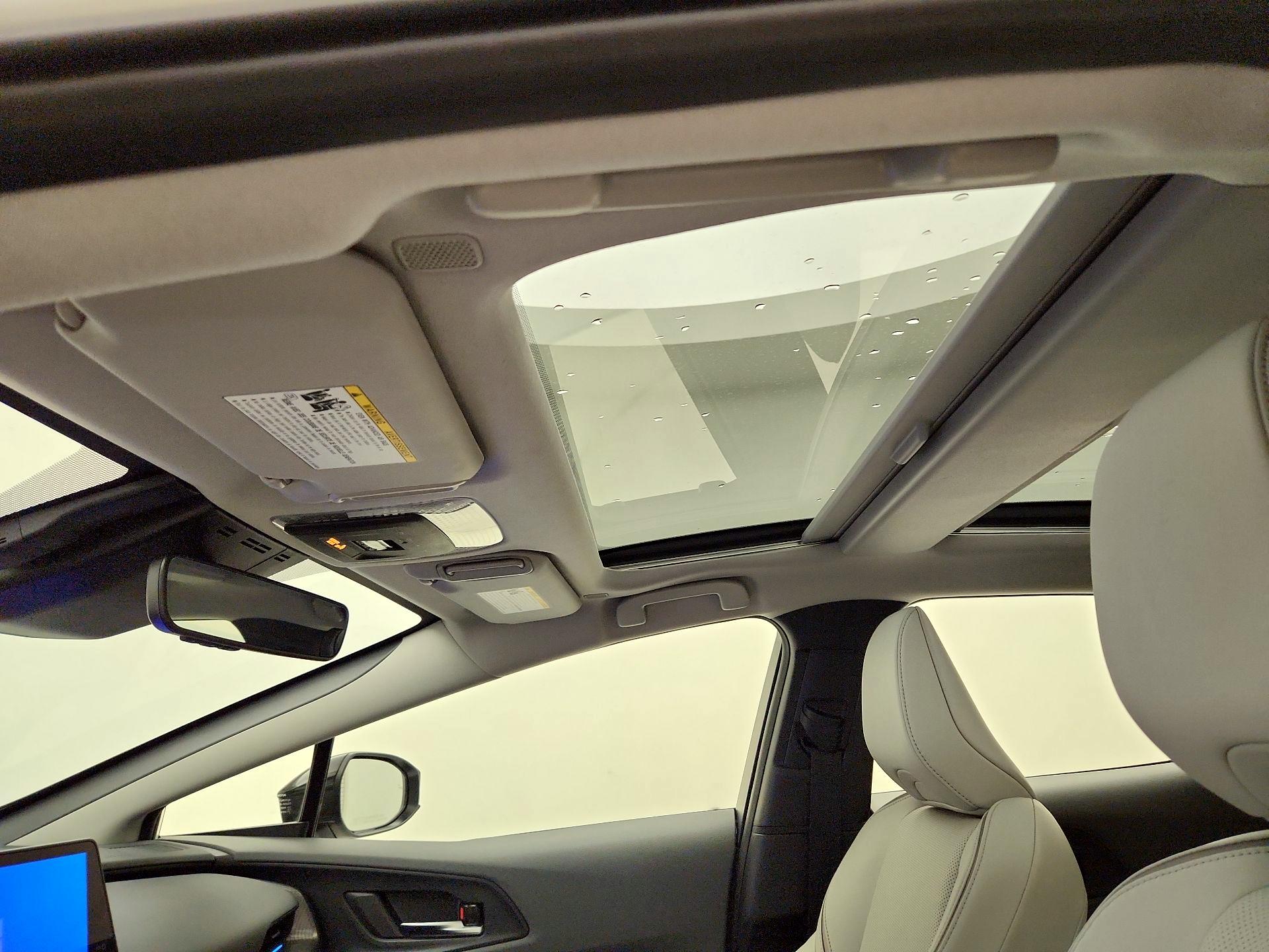 Thumbnail: 2024 Toyota Prius - 19