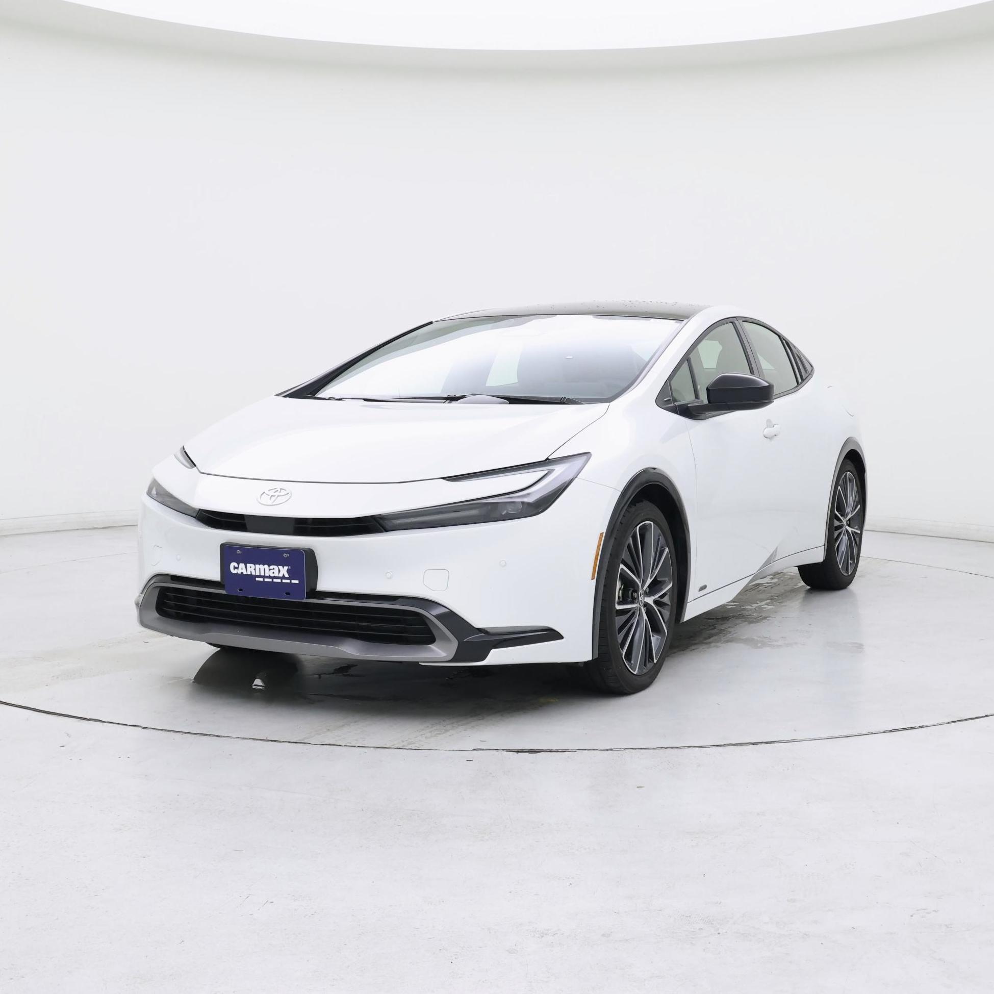 Thumbnail: 2024 Toyota Prius - 4