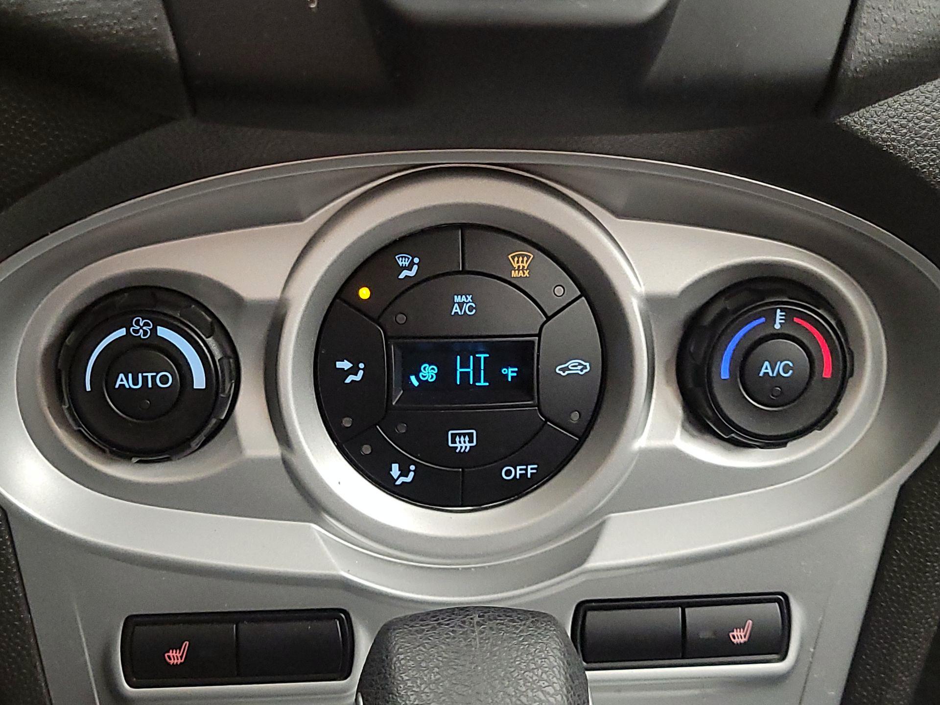 Thumbnail: 2019 Ford Fiesta - 16