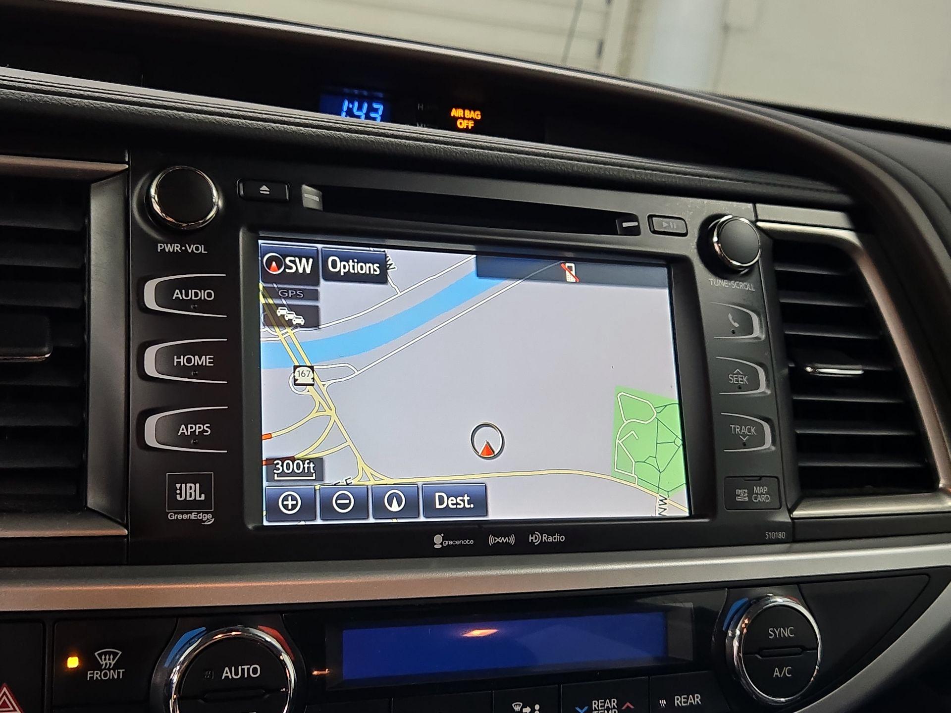 Thumbnail: 2017 Toyota Highlander - 14