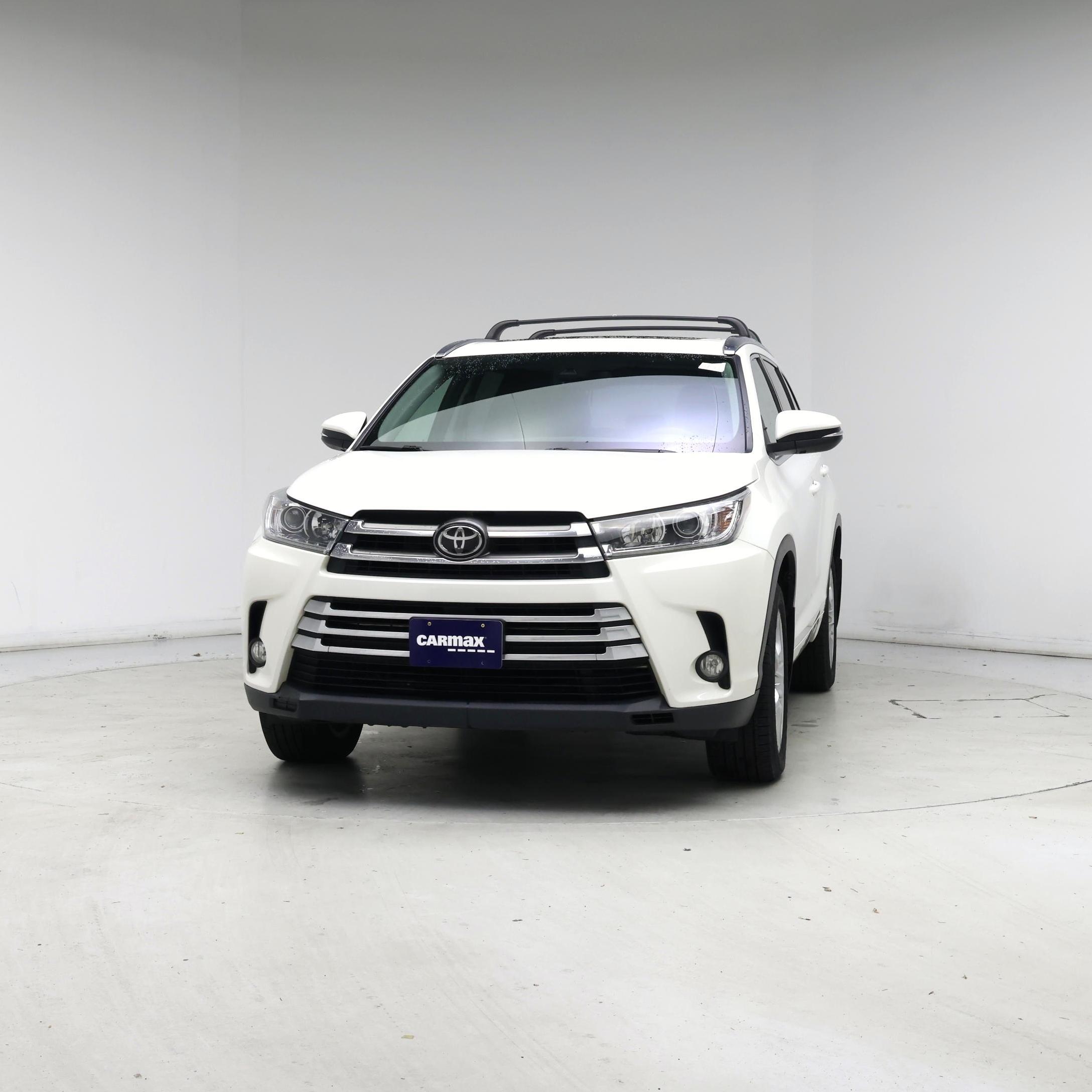 Thumbnail: 2017 Toyota Highlander - 4