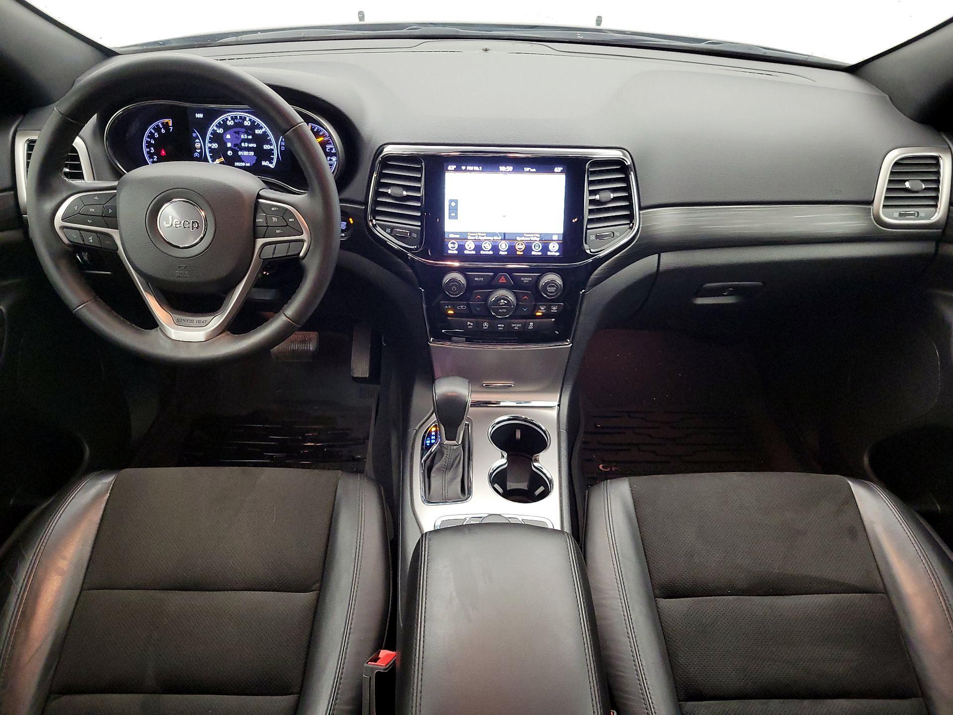 Thumbnail: 2020 Jeep Grand Cherokee - 9