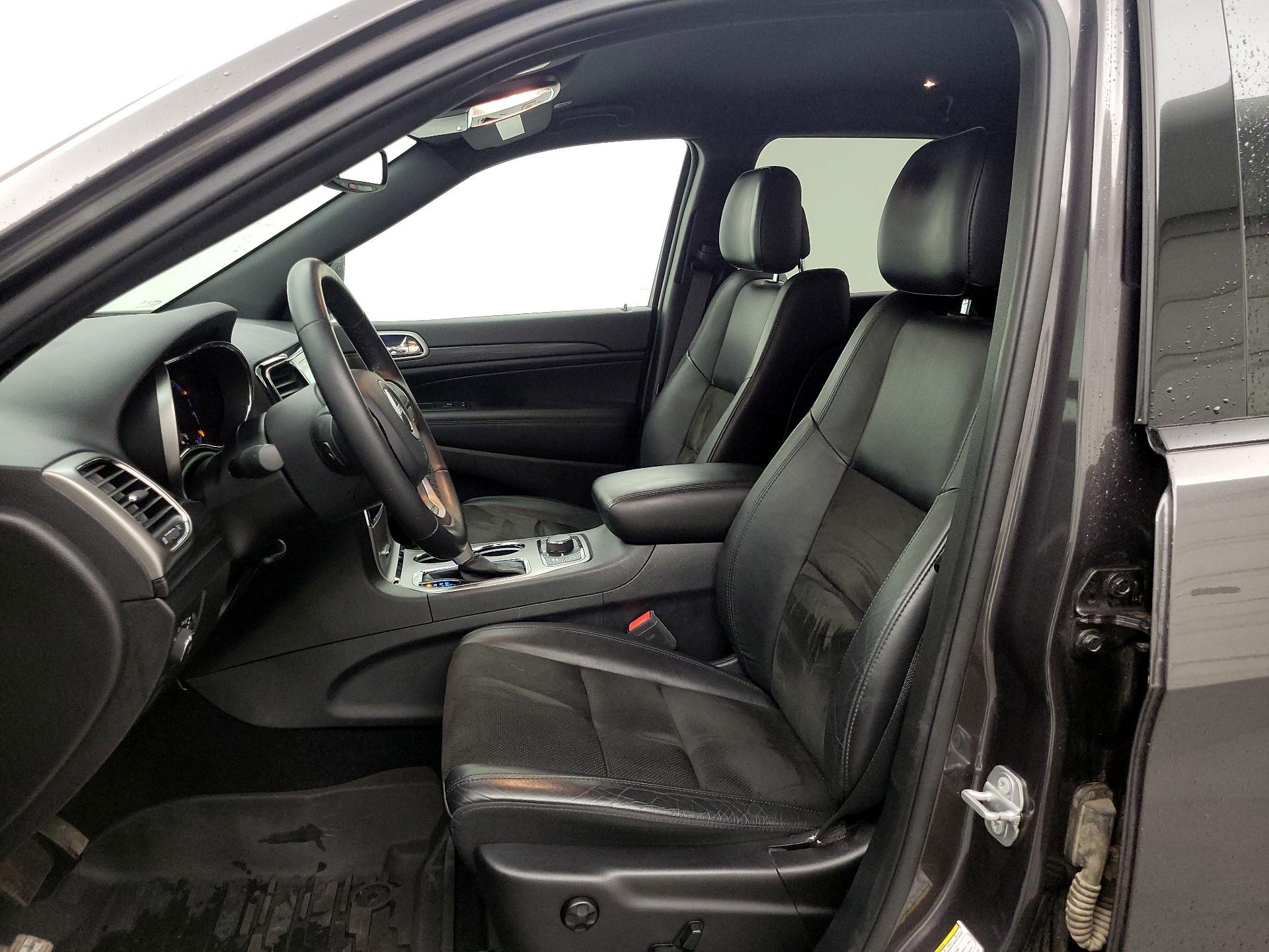 Thumbnail: 2020 Jeep Grand Cherokee - 11