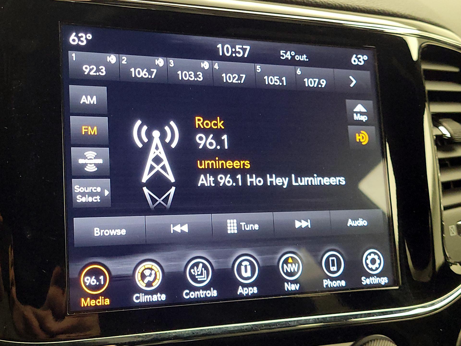 Thumbnail: 2020 Jeep Grand Cherokee - 16