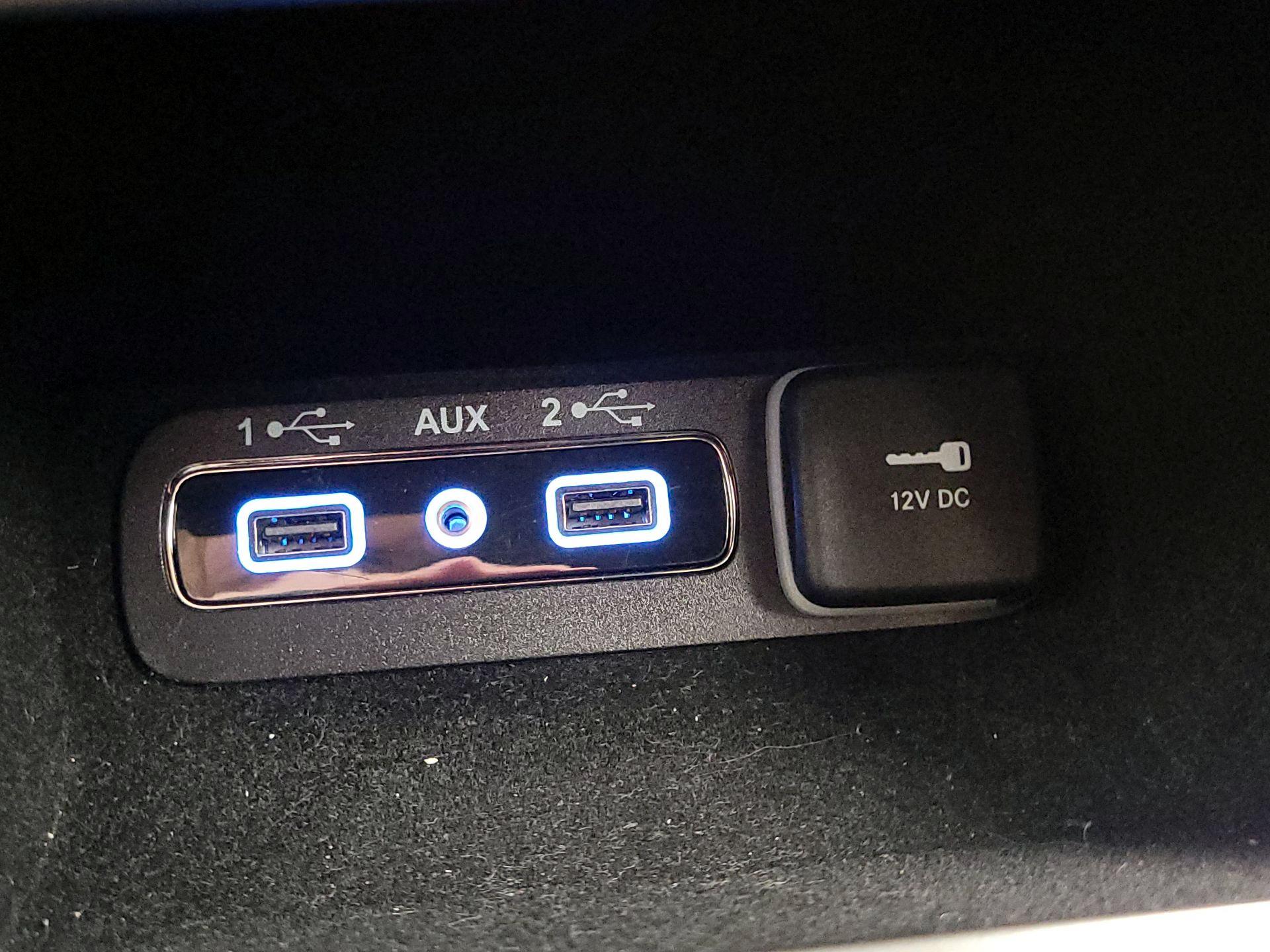 Thumbnail: 2020 Jeep Grand Cherokee - 19