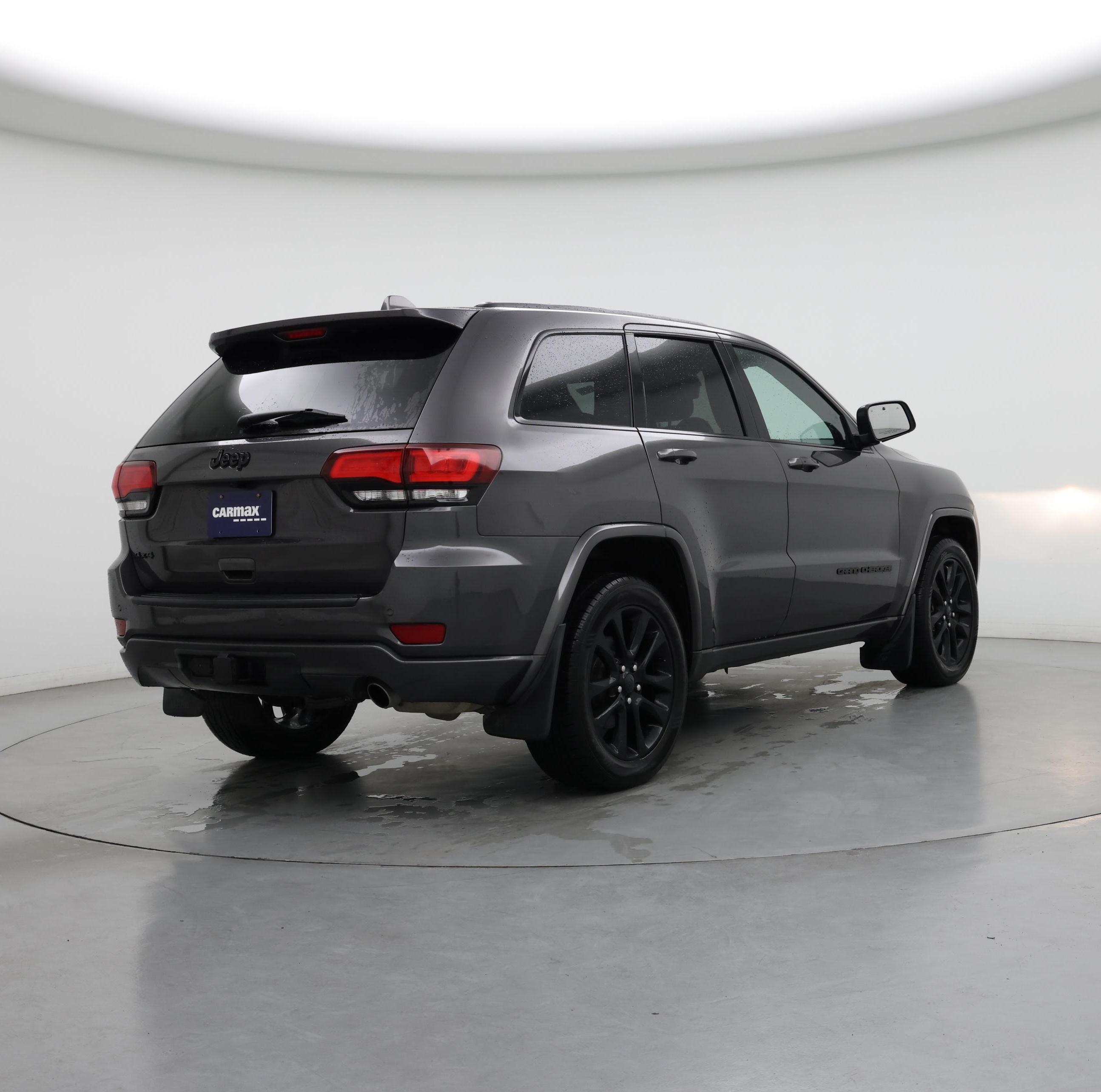 Thumbnail: 2020 Jeep Grand Cherokee - 8