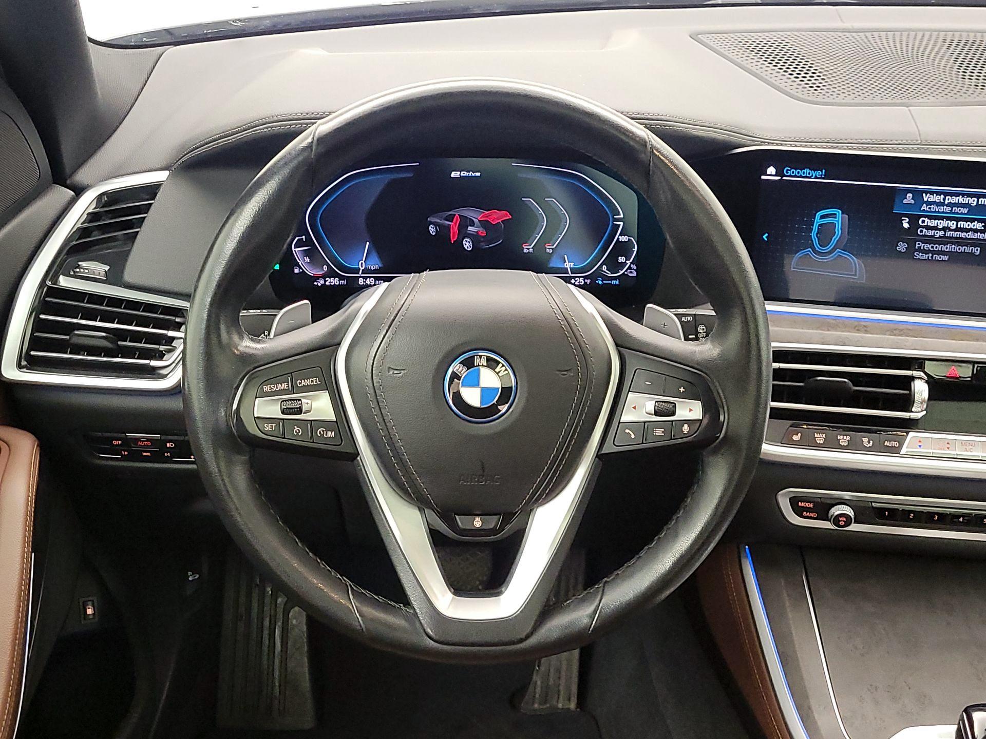 Thumbnail: 2022 BMW X5 - 10