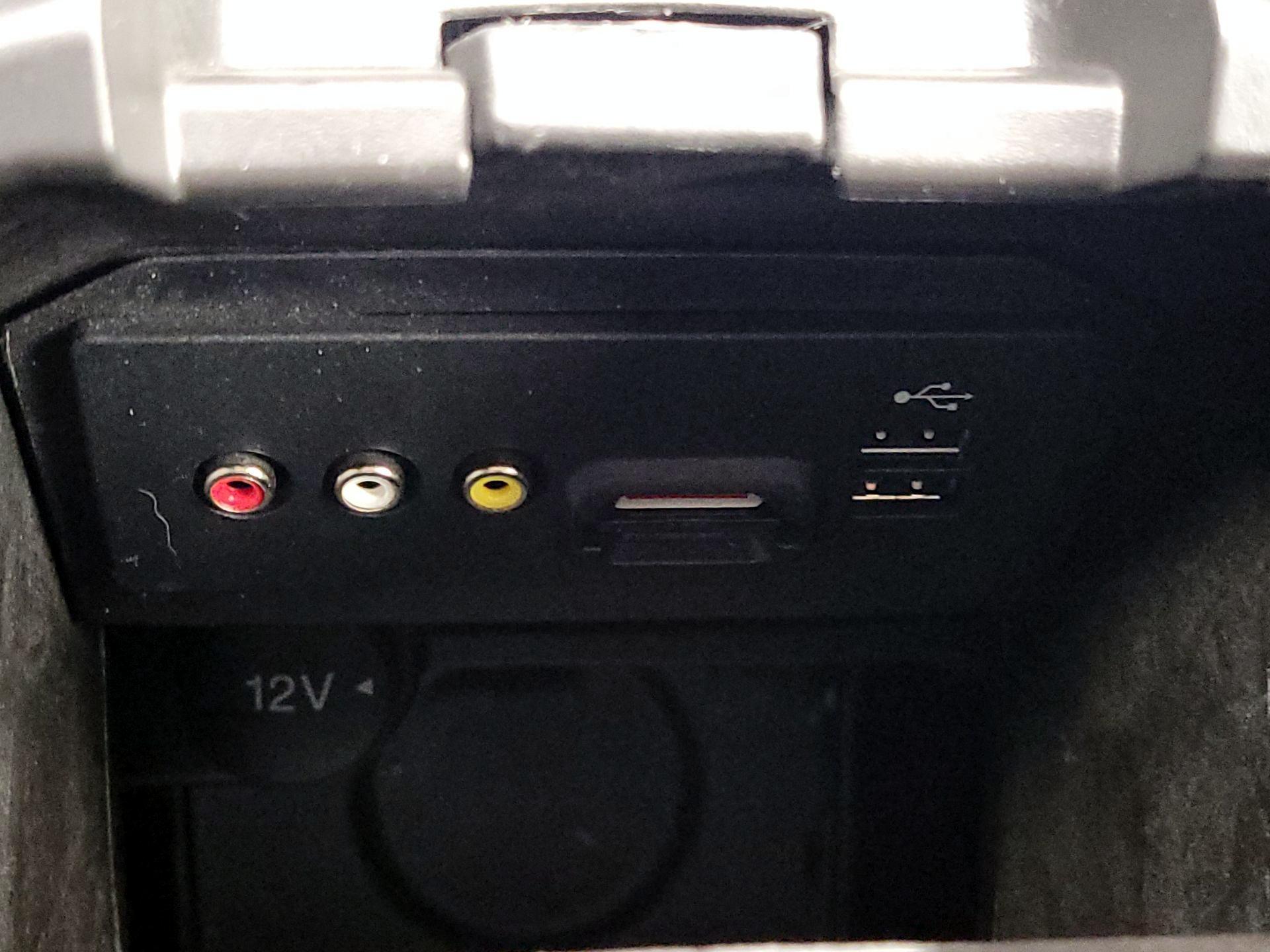 Thumbnail: 2015 Ford Escape - 19