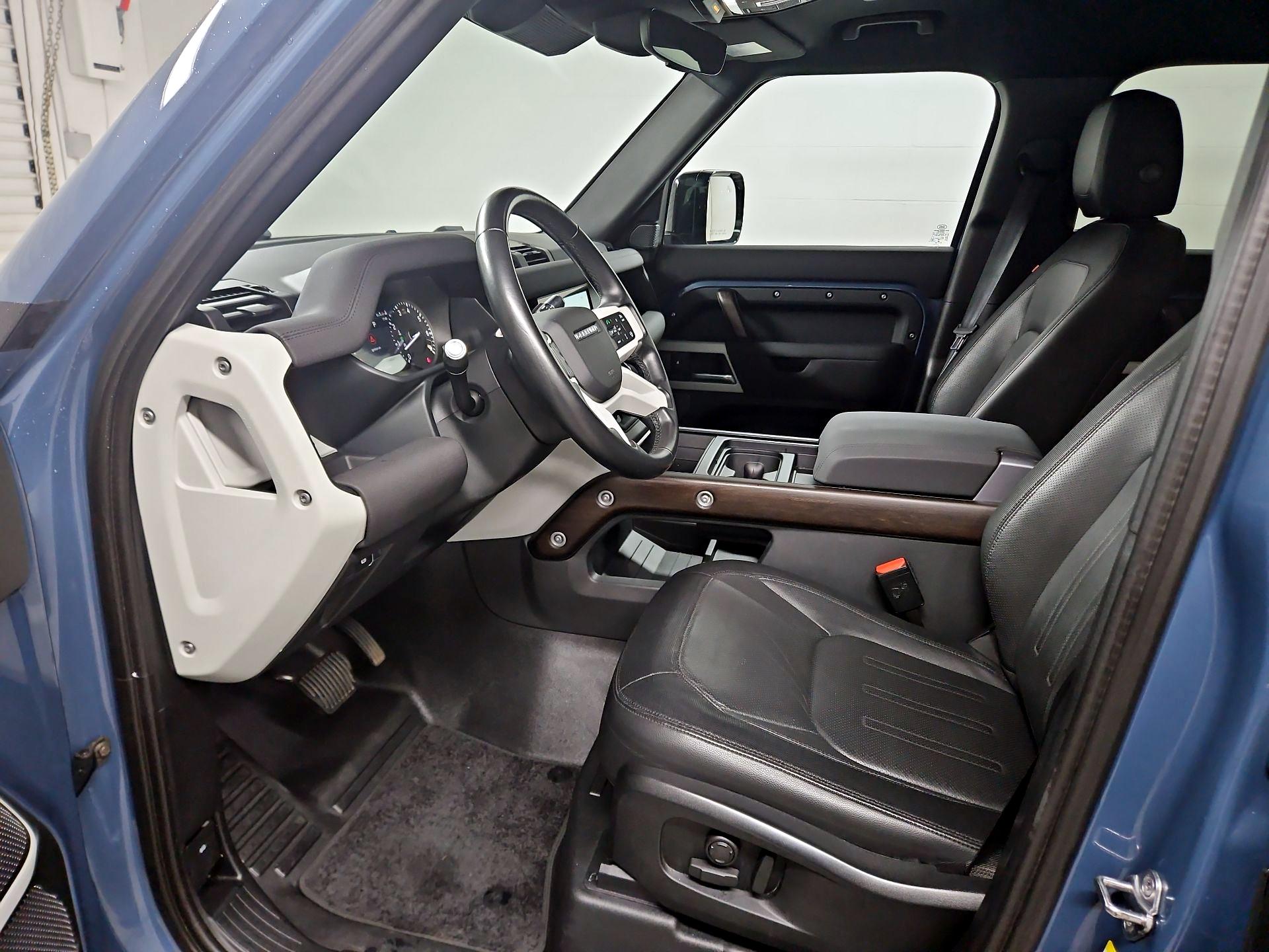 Thumbnail: 2022 Land Rover Defender - 11