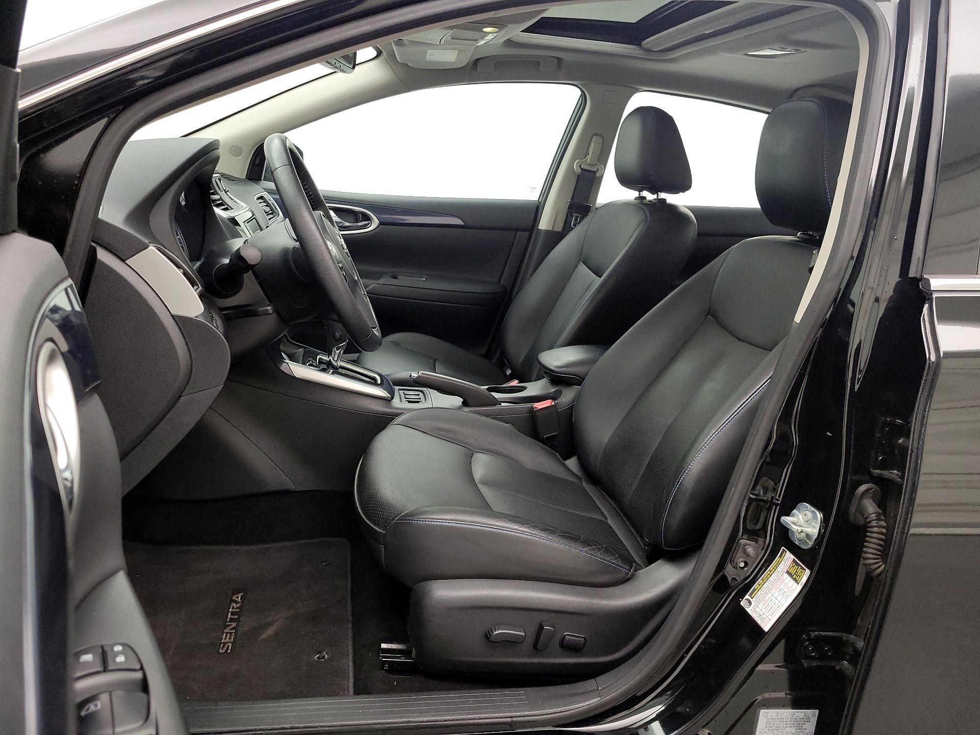 Thumbnail: 2019 Nissan Sentra - 11