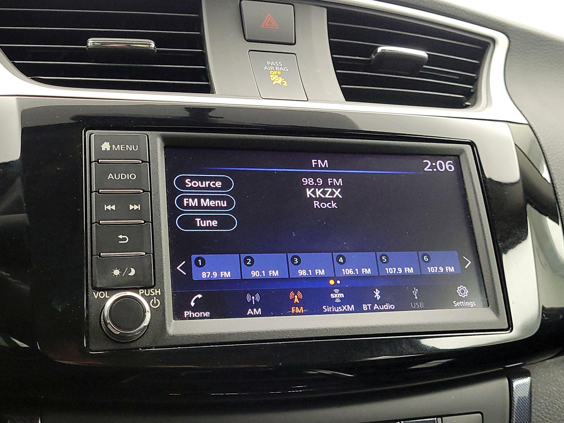 Thumbnail: 2019 Nissan Sentra - 15