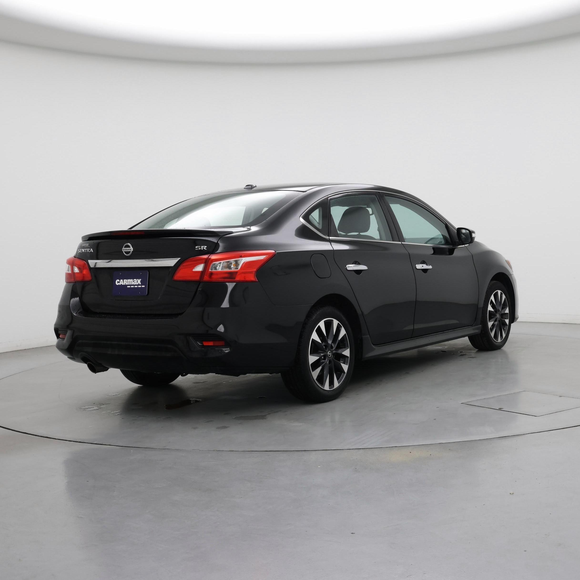 Thumbnail: 2019 Nissan Sentra - 8