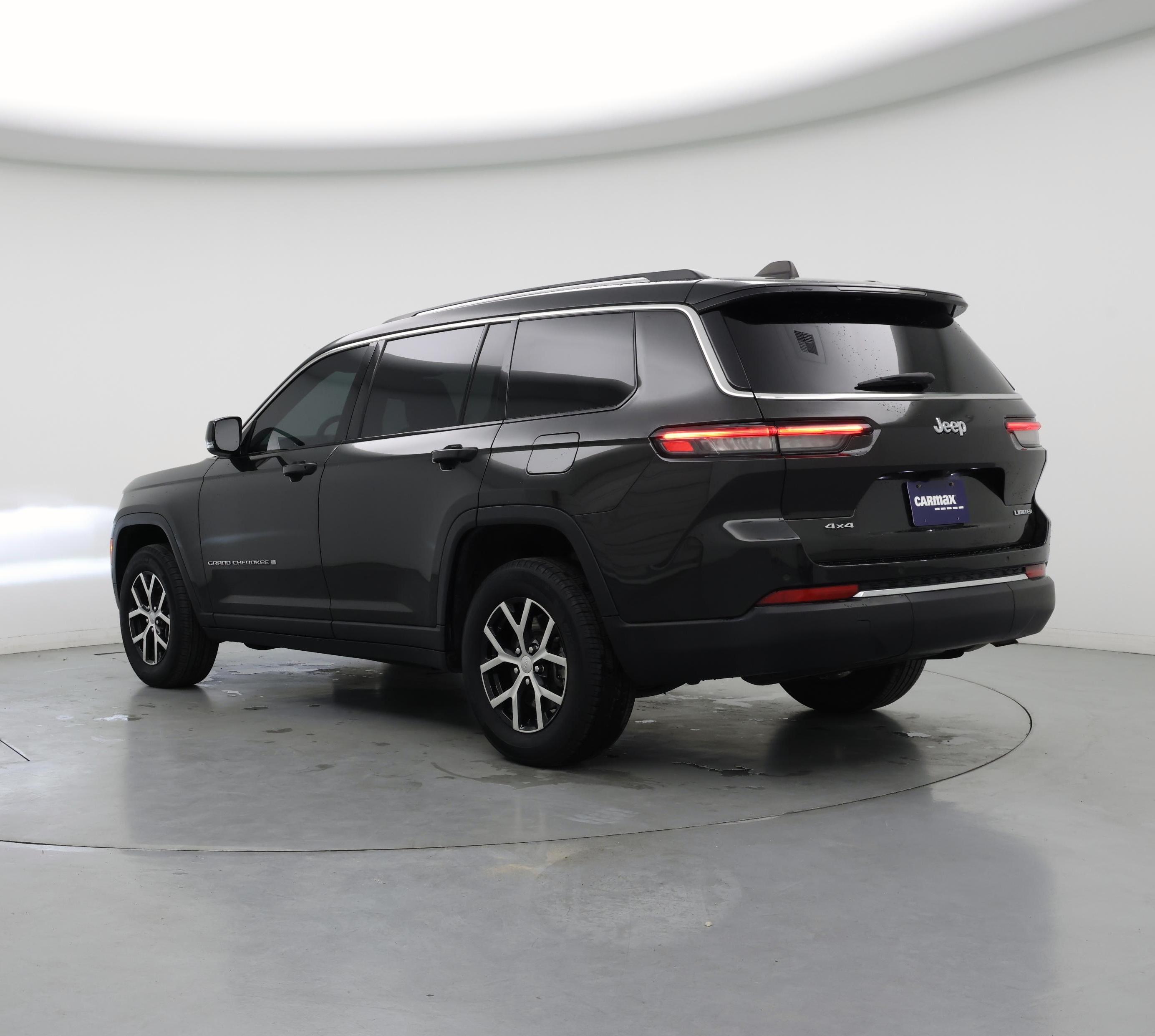 Thumbnail: 2023 Jeep Grand Cherokee L - 2