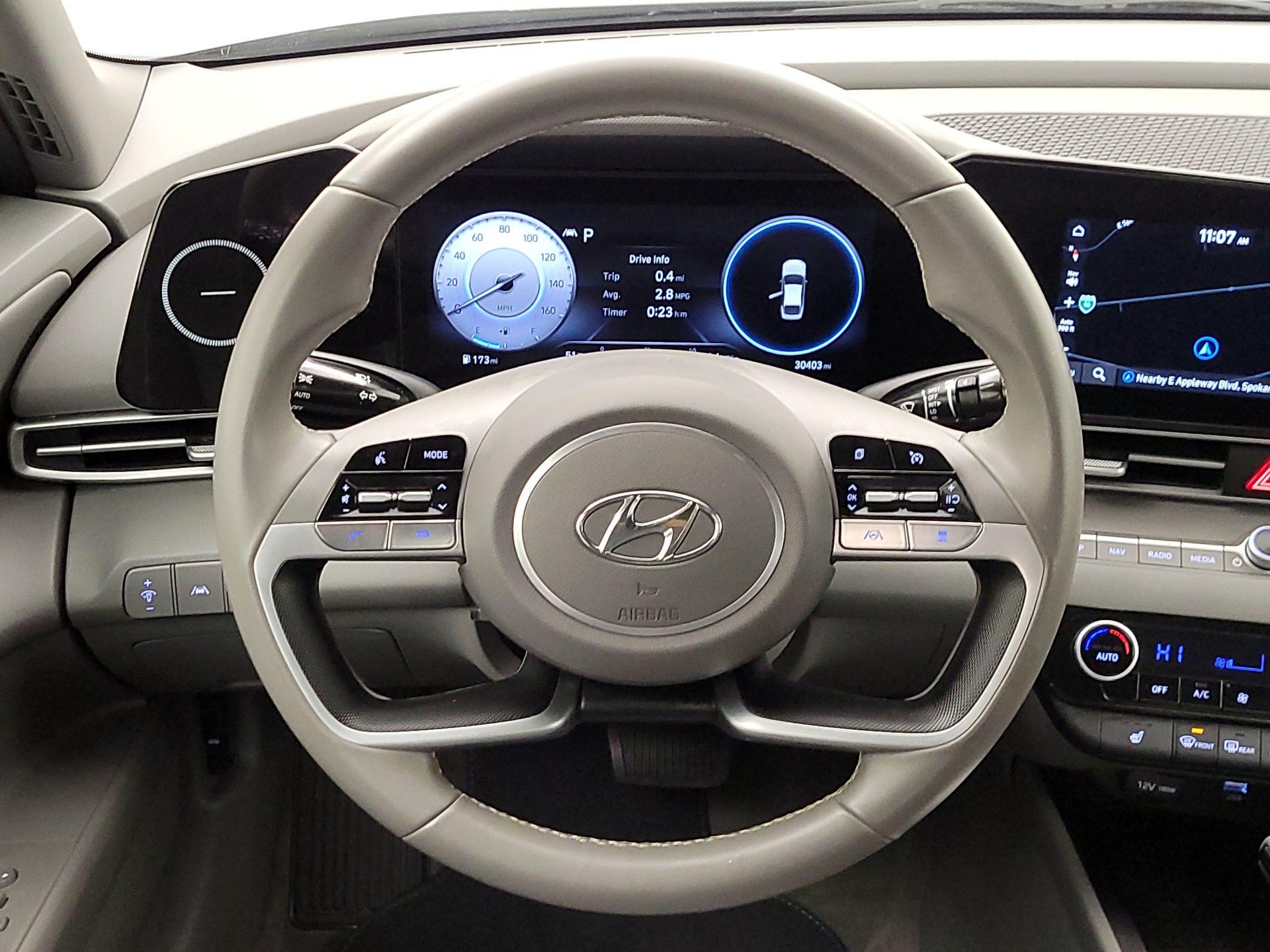 Thumbnail: 2023 Hyundai Elantra - 10