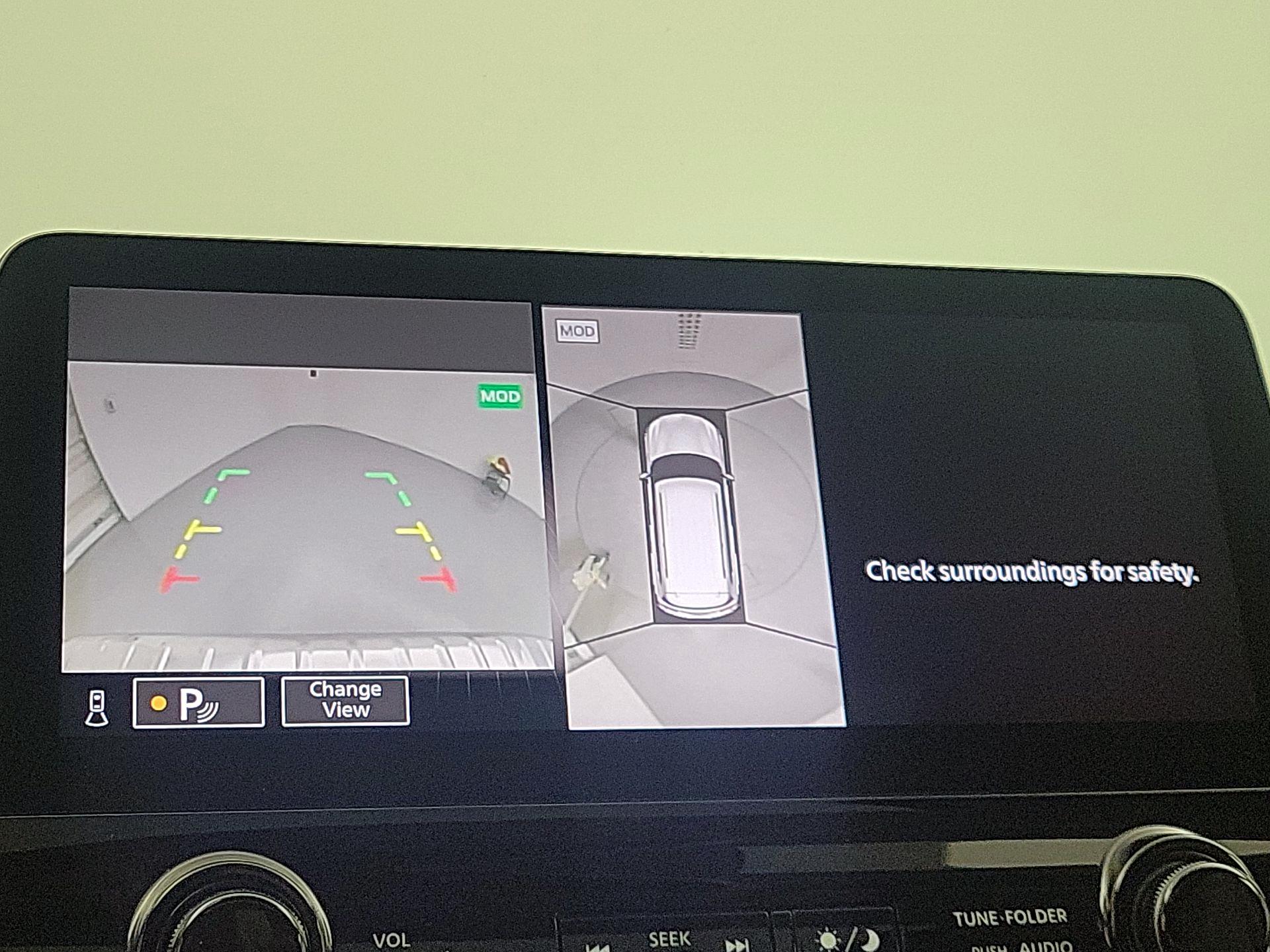 Thumbnail: 2024 INFINITI QX80 - 15