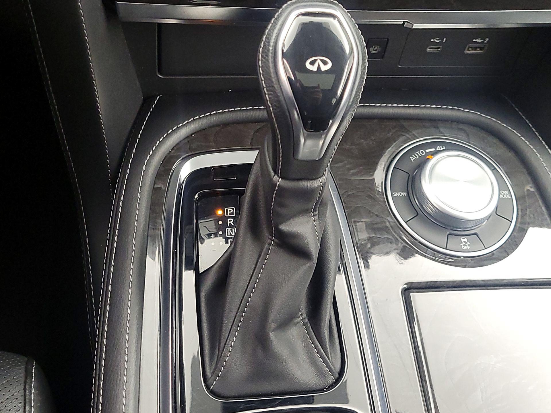 Thumbnail: 2024 INFINITI QX80 - 18