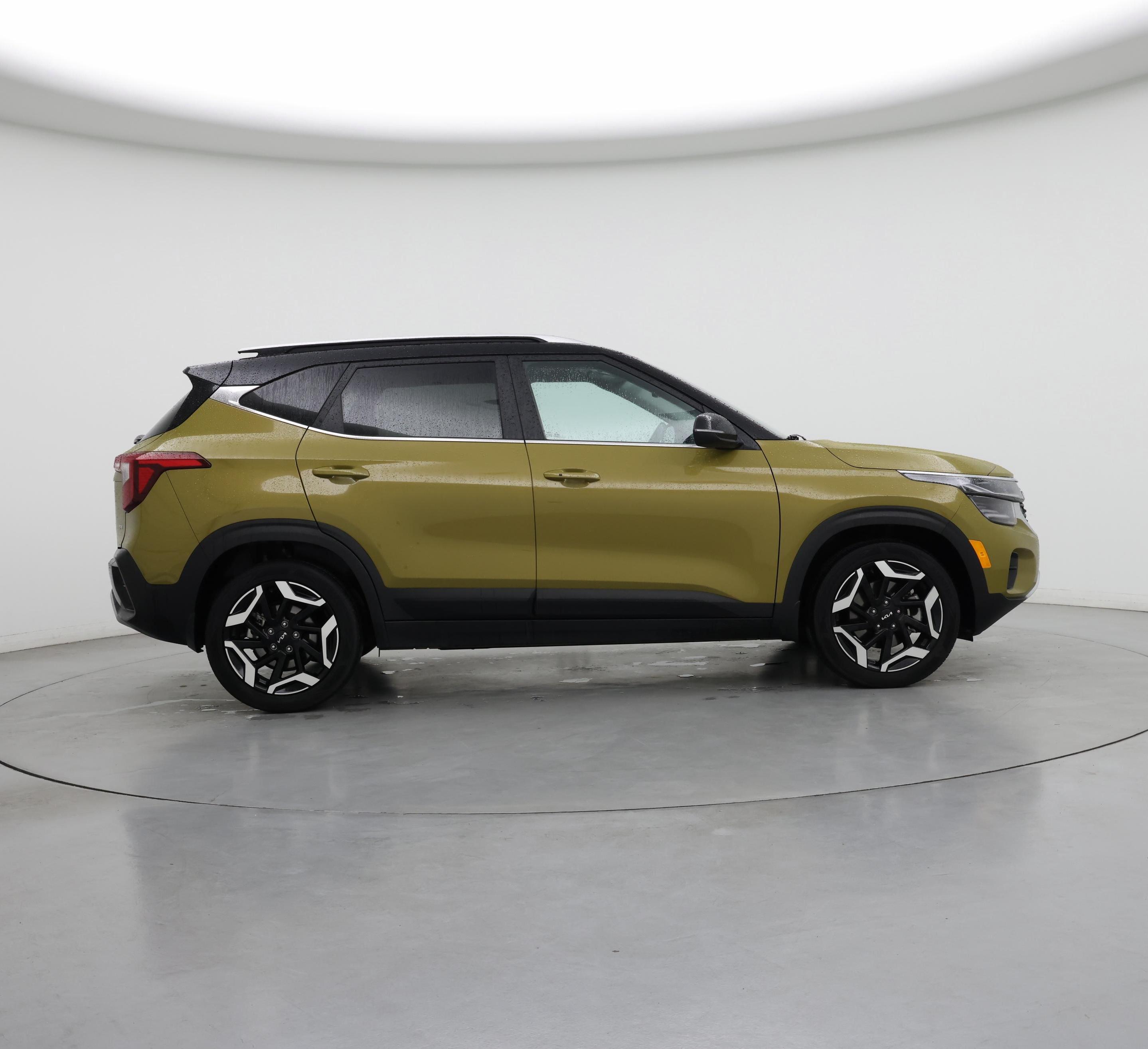 Thumbnail: 2024 Kia Seltos - 7