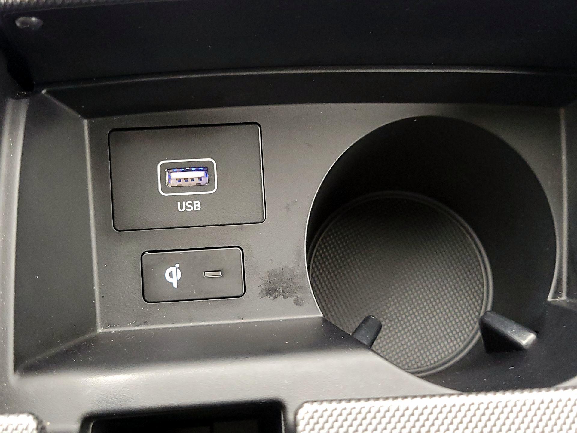 Thumbnail: 2022 Hyundai Santa Fe - 19