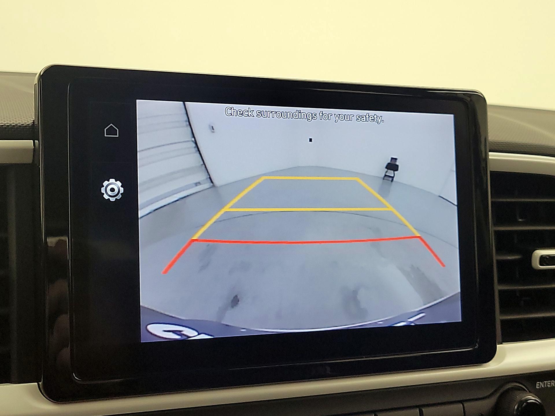 Thumbnail: 2022 Hyundai Venue - 15