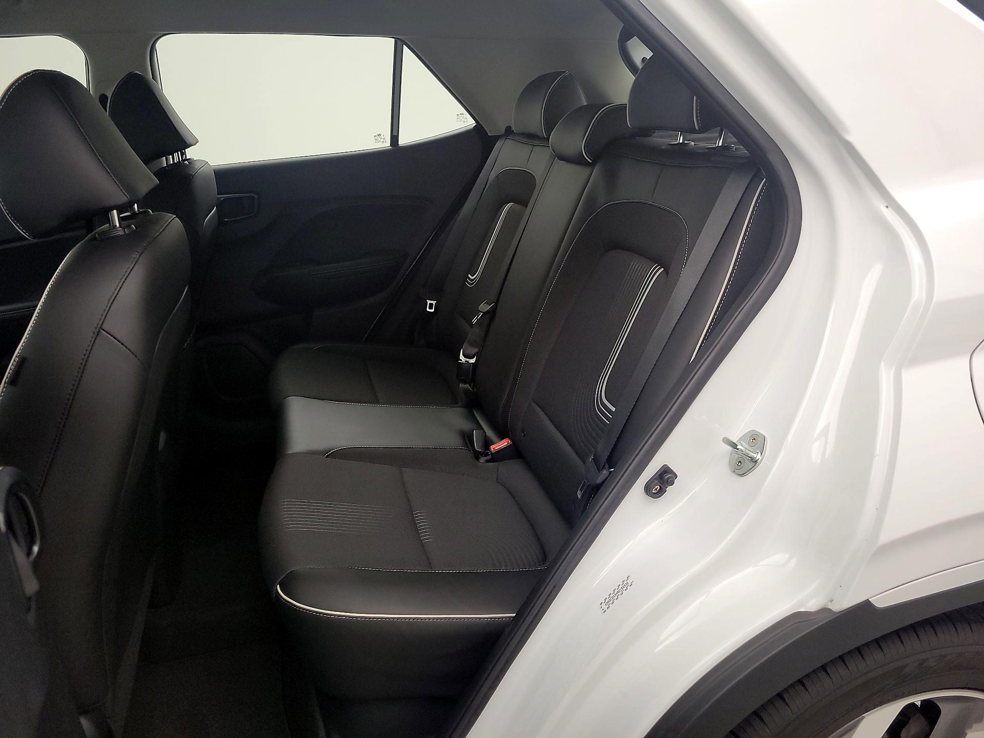 Thumbnail: 2022 Hyundai Venue - 20