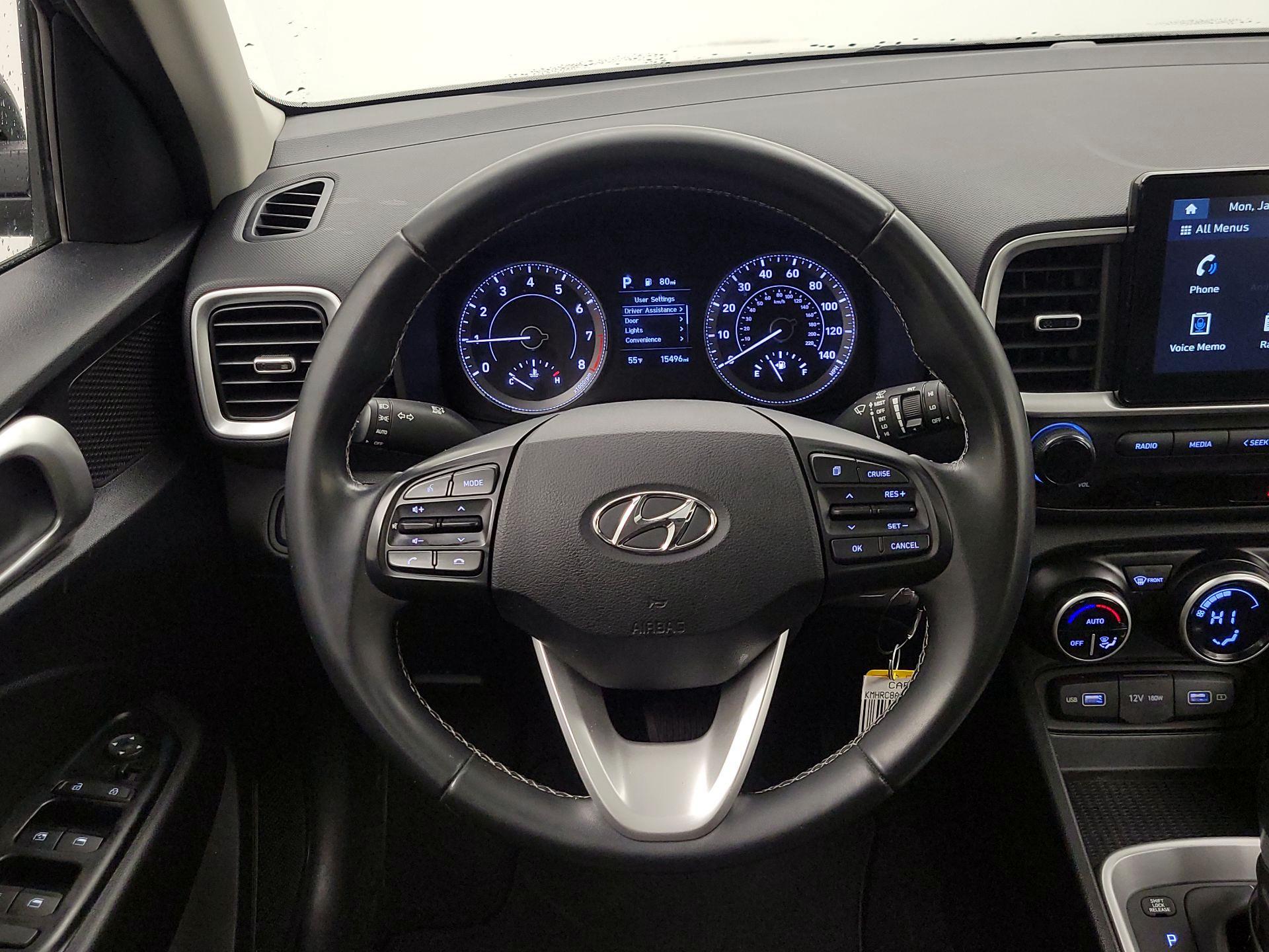 Thumbnail: 2022 Hyundai Venue - 10