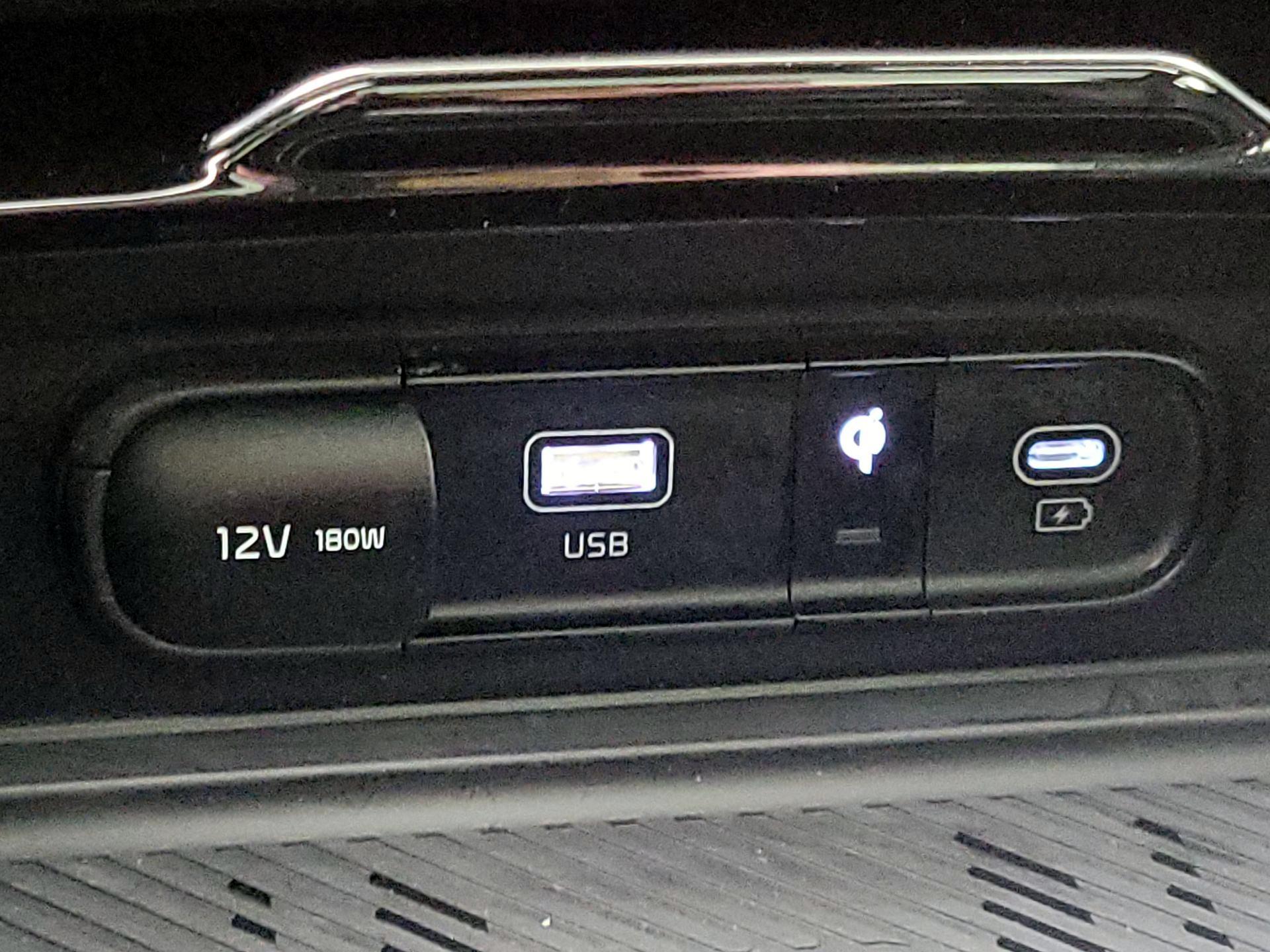 Thumbnail: 2023 Kia Sportage - 19