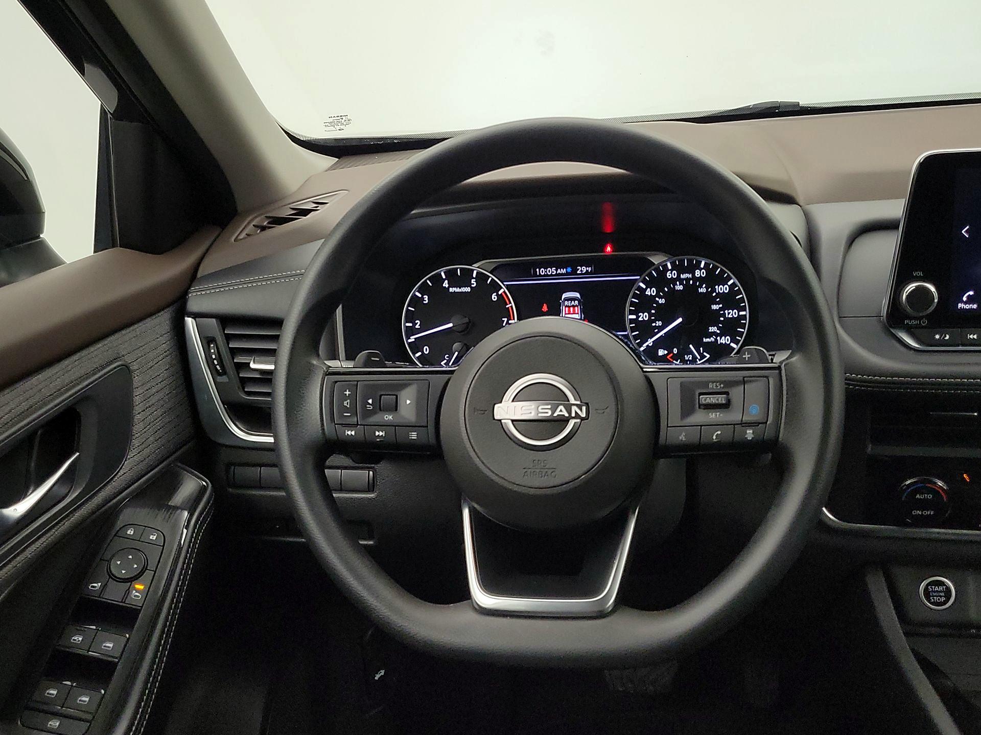 Thumbnail: 2023 Nissan Rogue - 10