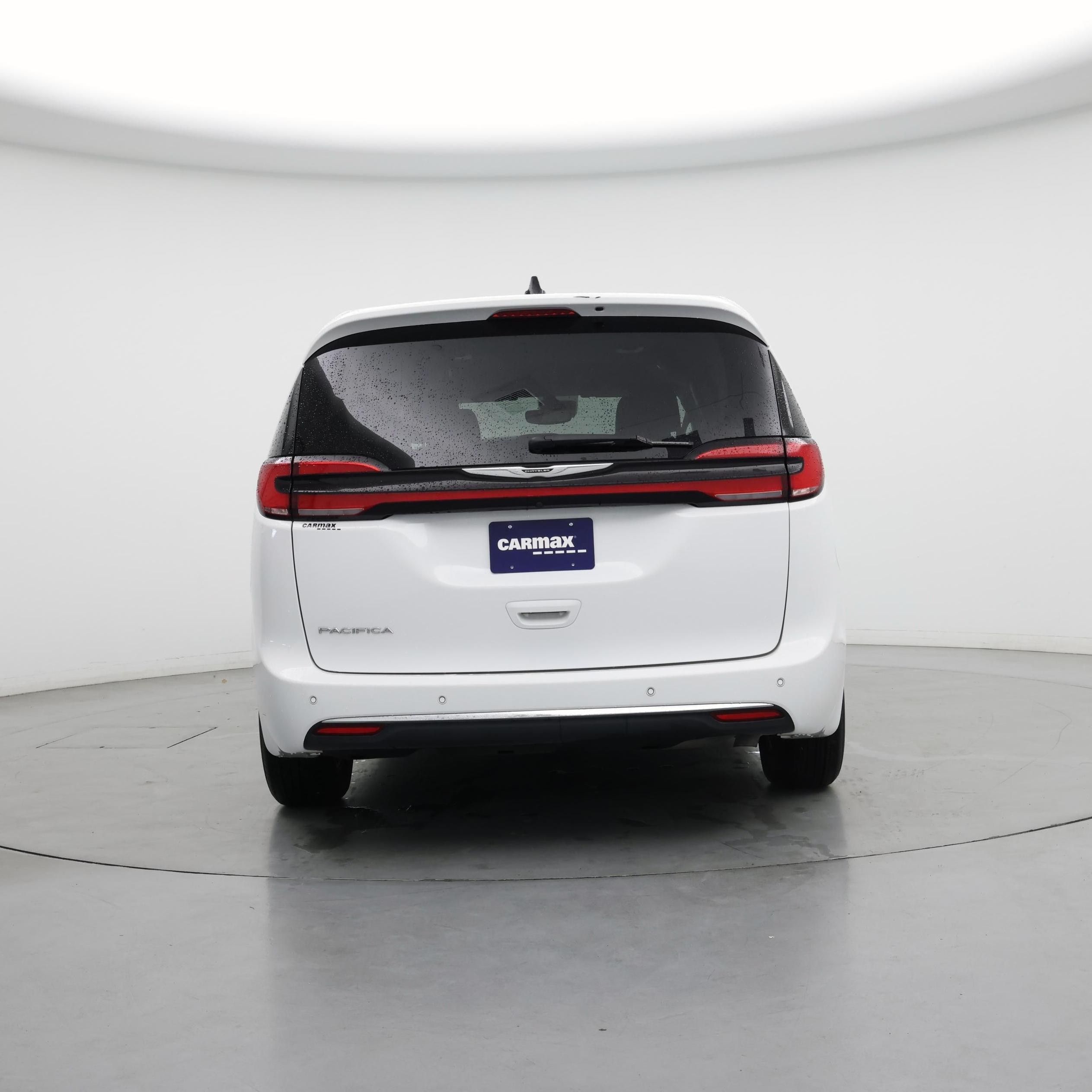 Thumbnail: 2024 Chrysler Pacifica - 6