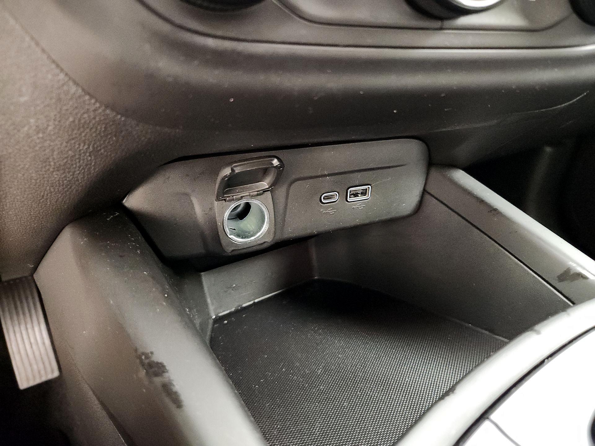 Thumbnail: 2025 Chevrolet Trax - 18