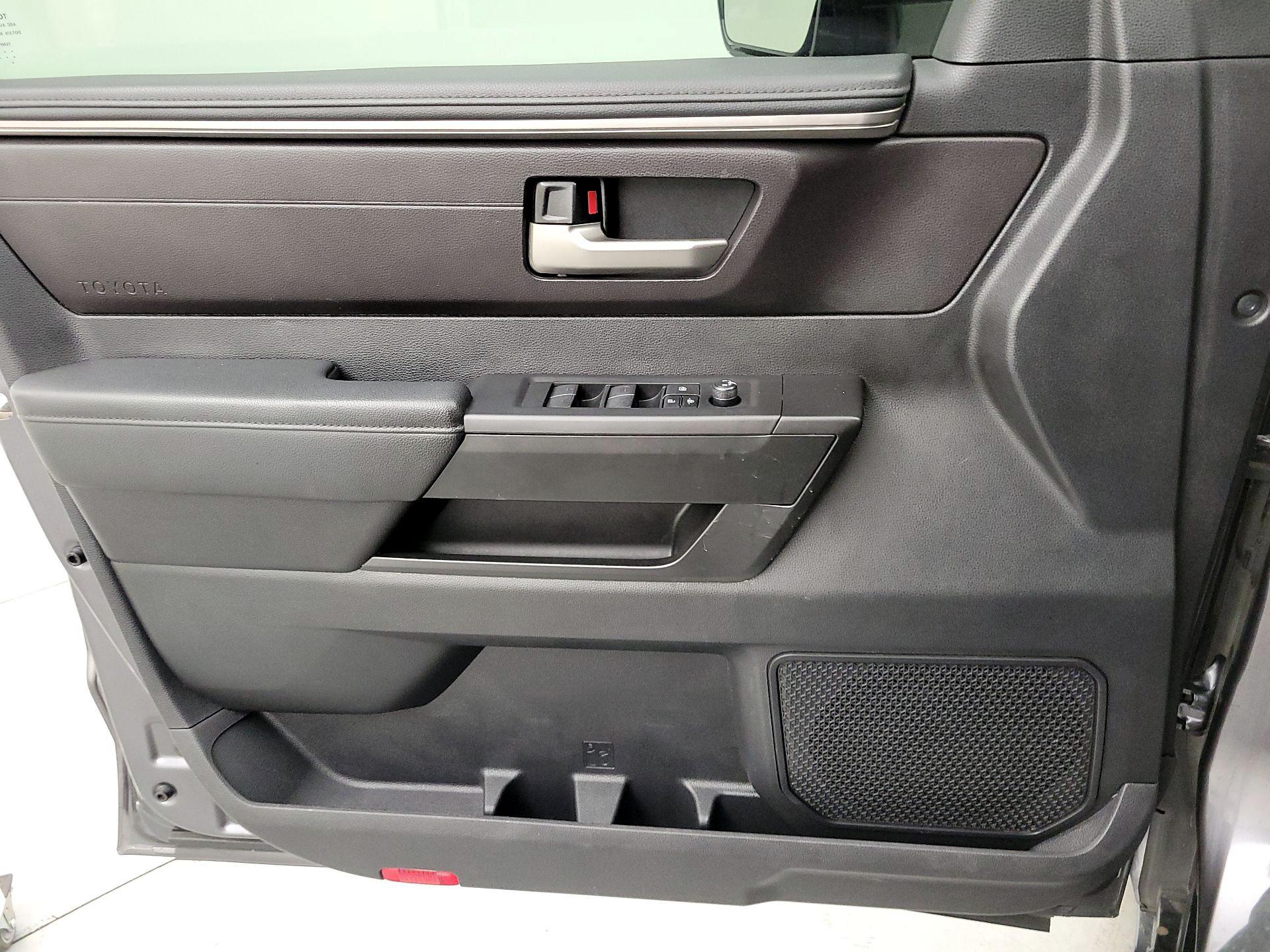 Thumbnail: 2023 Toyota Tundra - 12