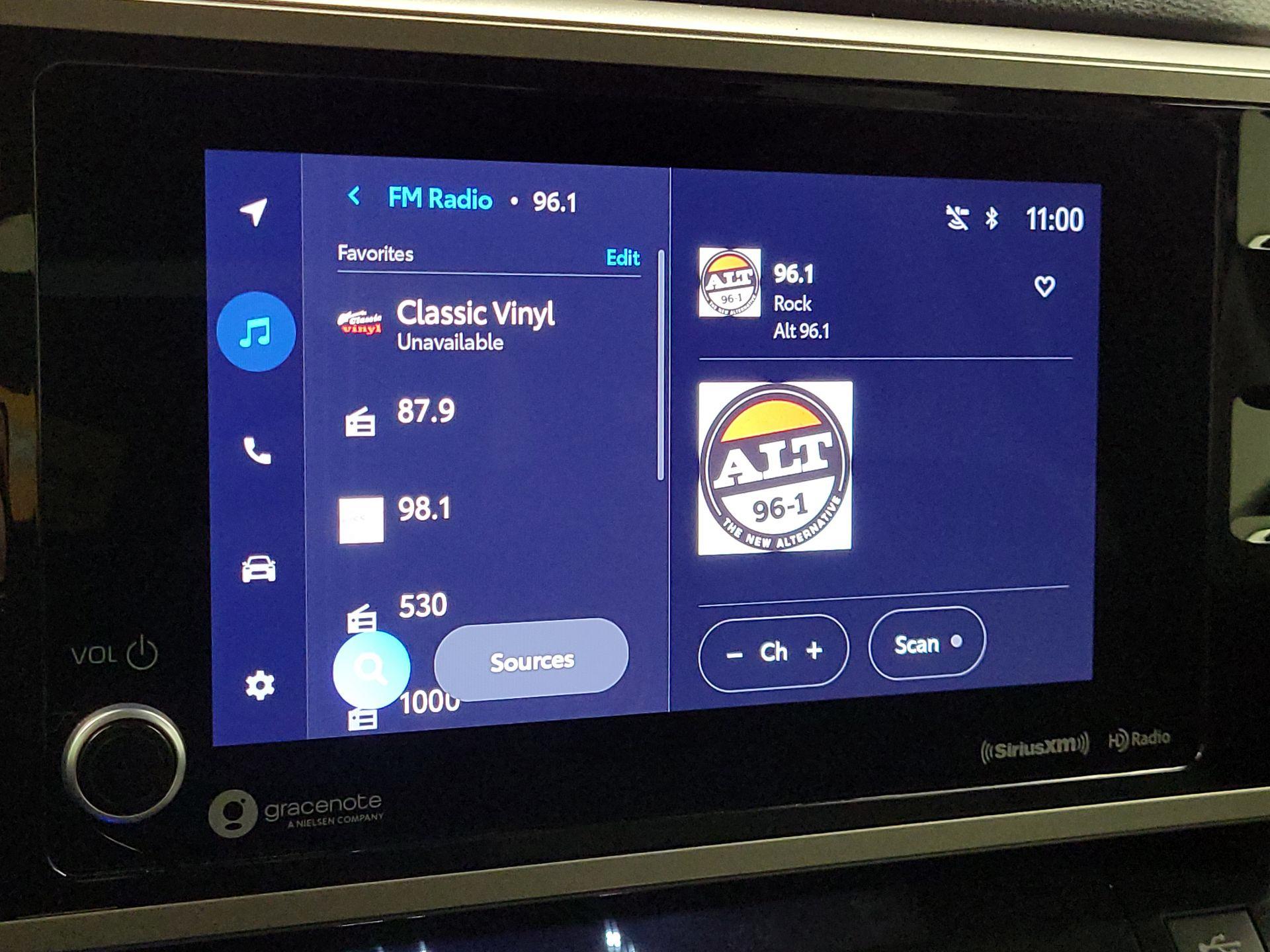 Thumbnail: 2023 Toyota Tundra - 15