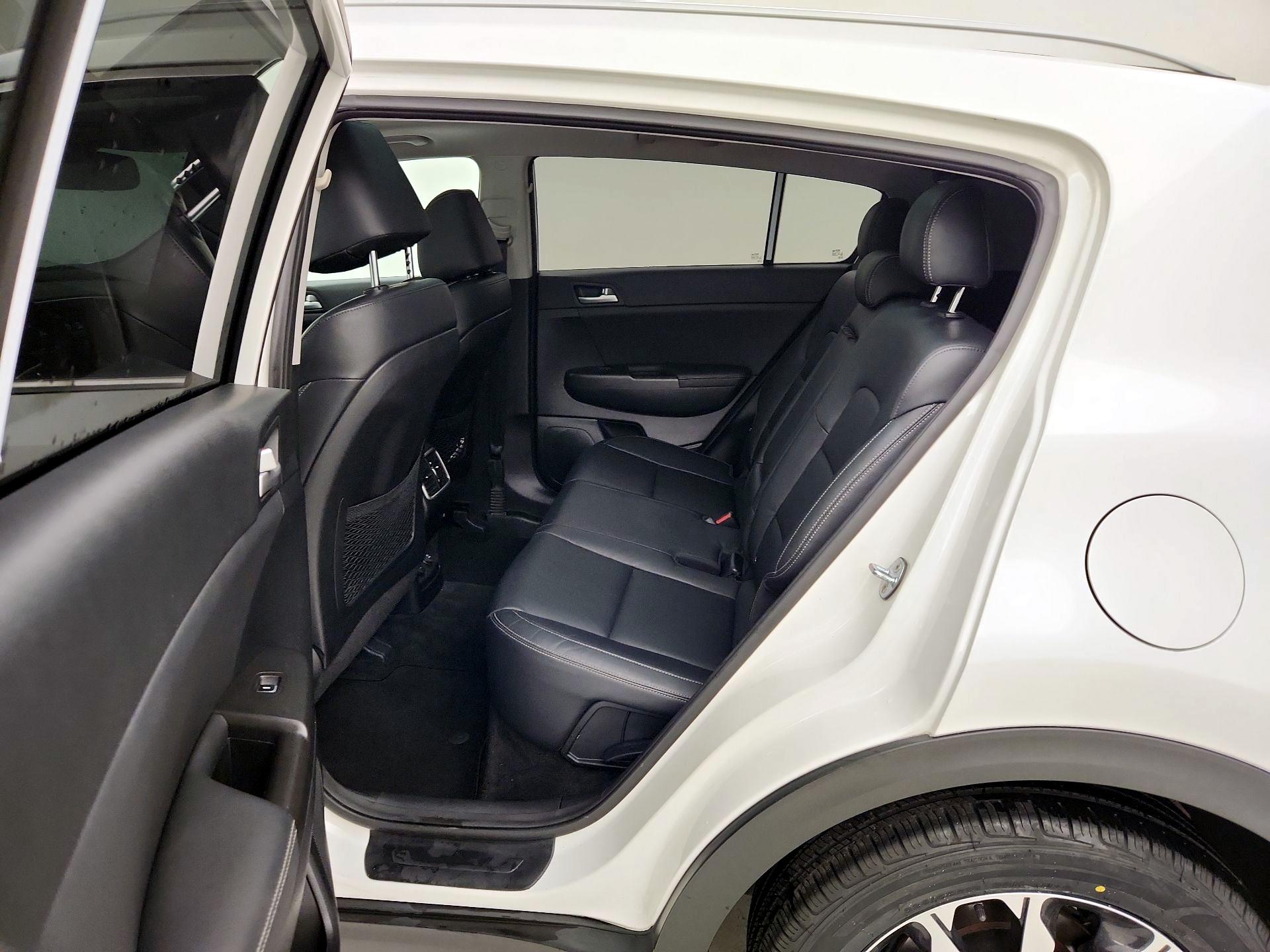 Thumbnail: 2017 Kia Sportage - 20