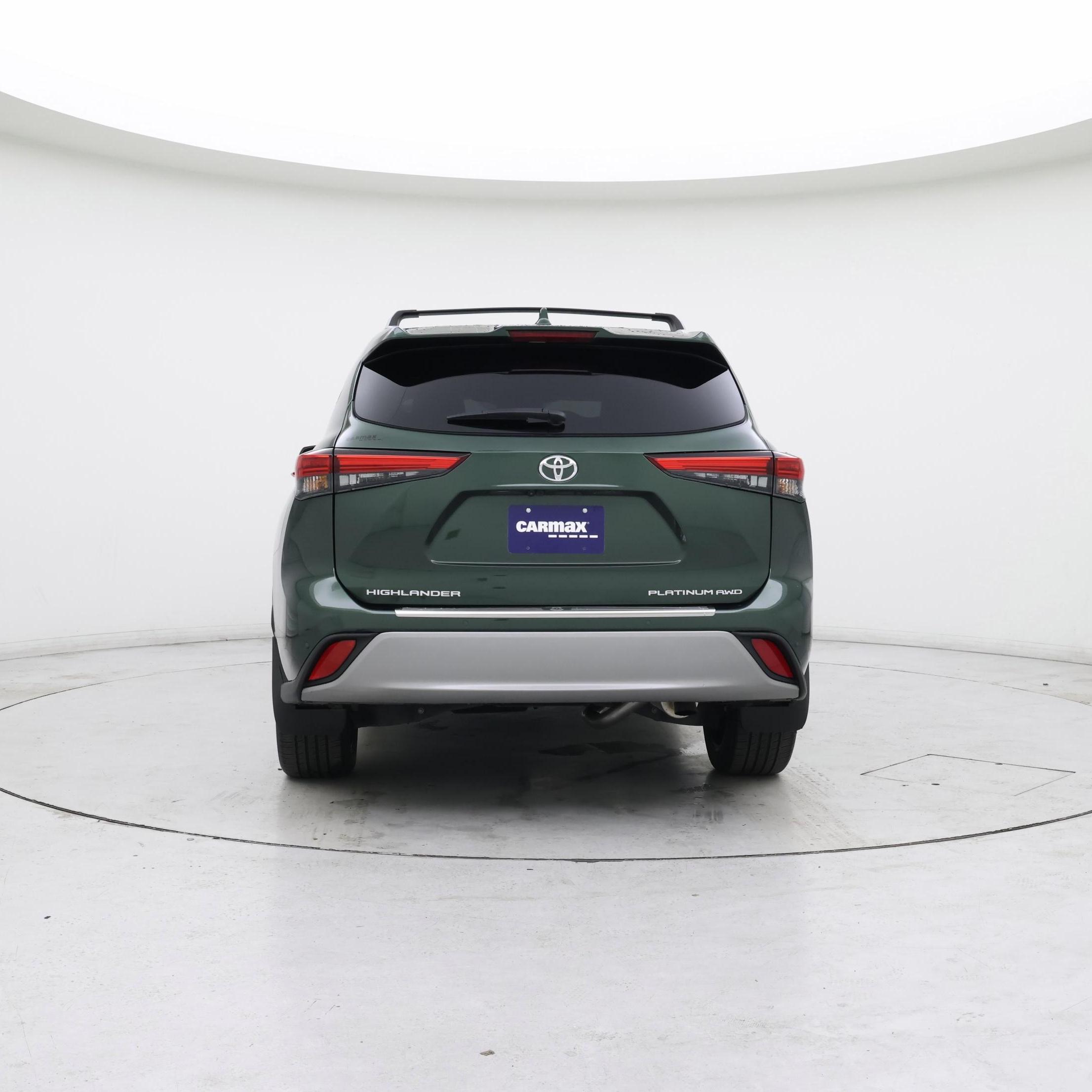 Thumbnail: 2023 Toyota Highlander - 6