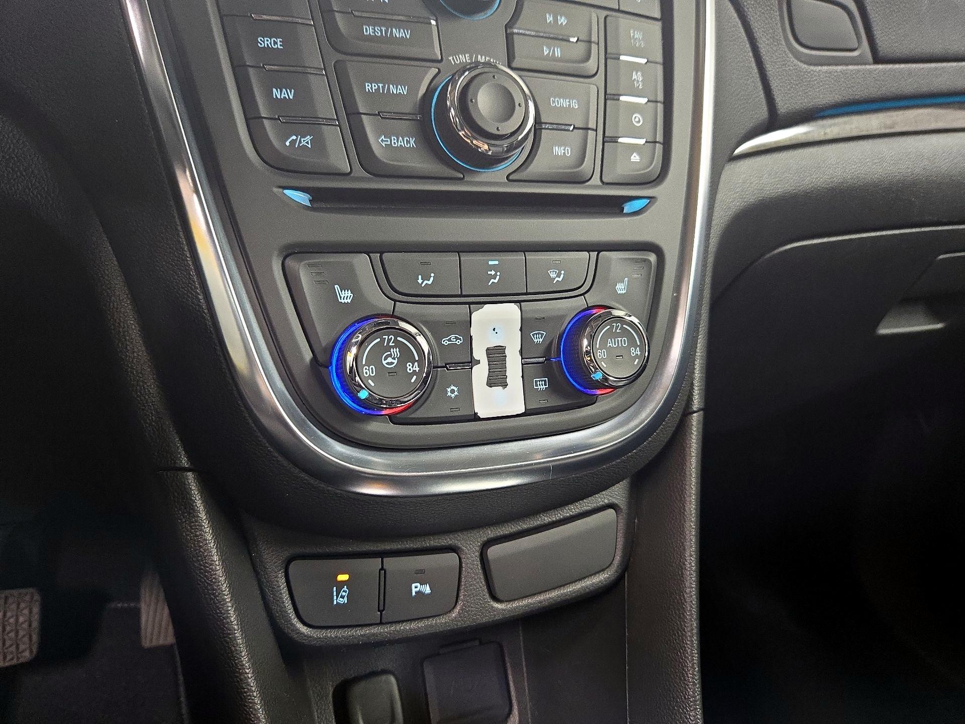 Thumbnail: 2015 Buick Encore - 17