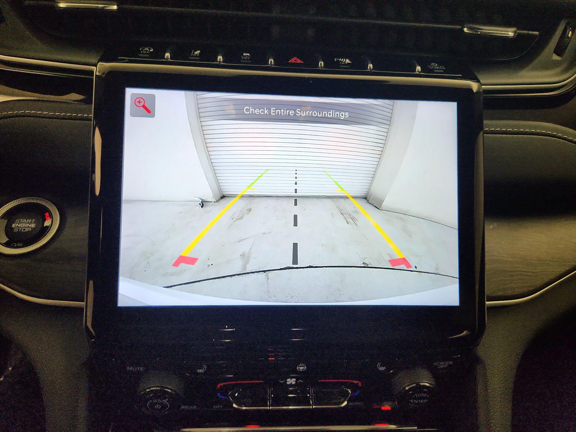 Thumbnail: 2023 Jeep Grand Cherokee - 15