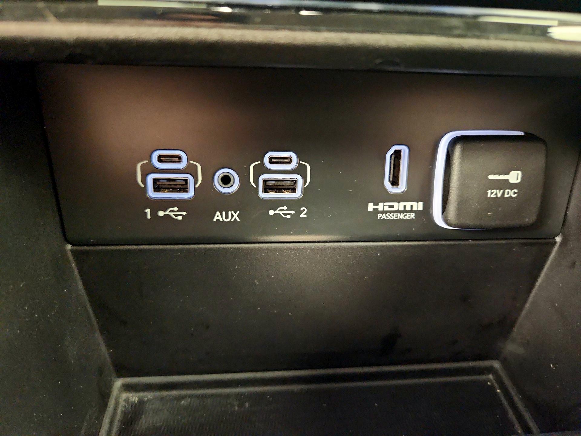 Thumbnail: 2023 Jeep Grand Cherokee - 19