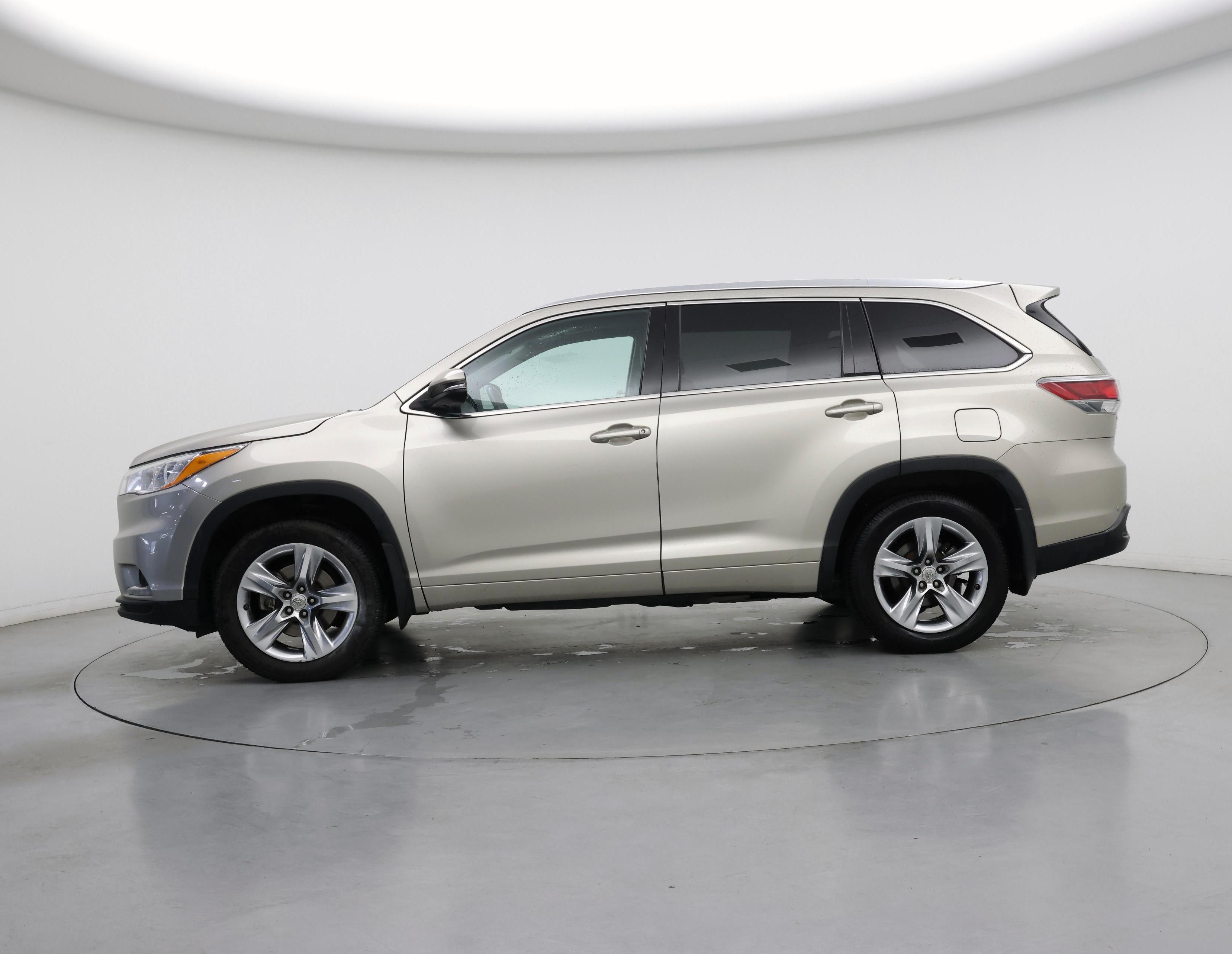 Thumbnail: 2014 Toyota Highlander - 3