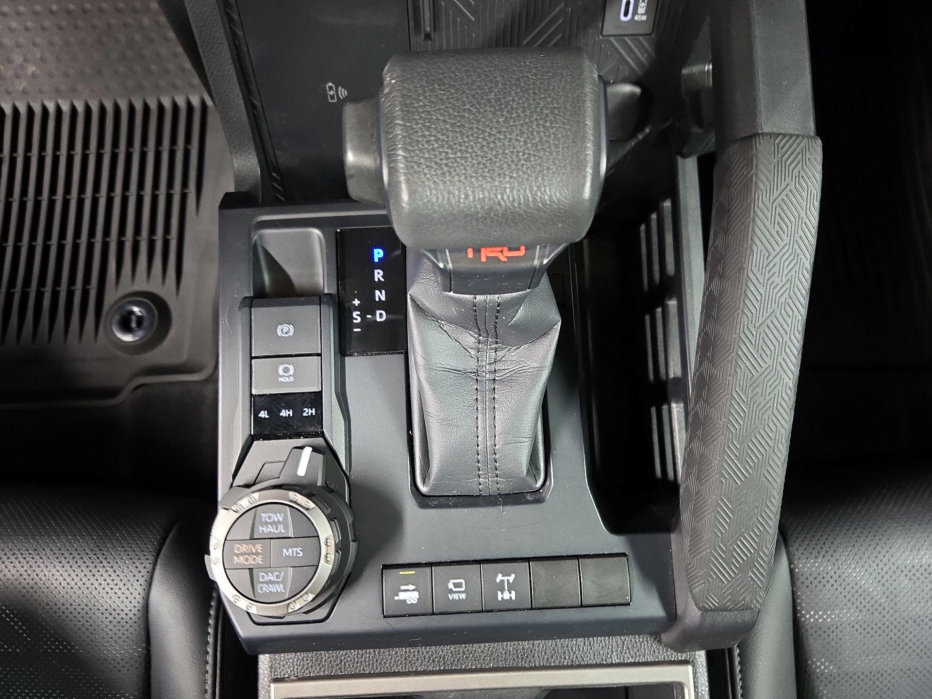 Thumbnail: 2024 Toyota Tacoma - 17