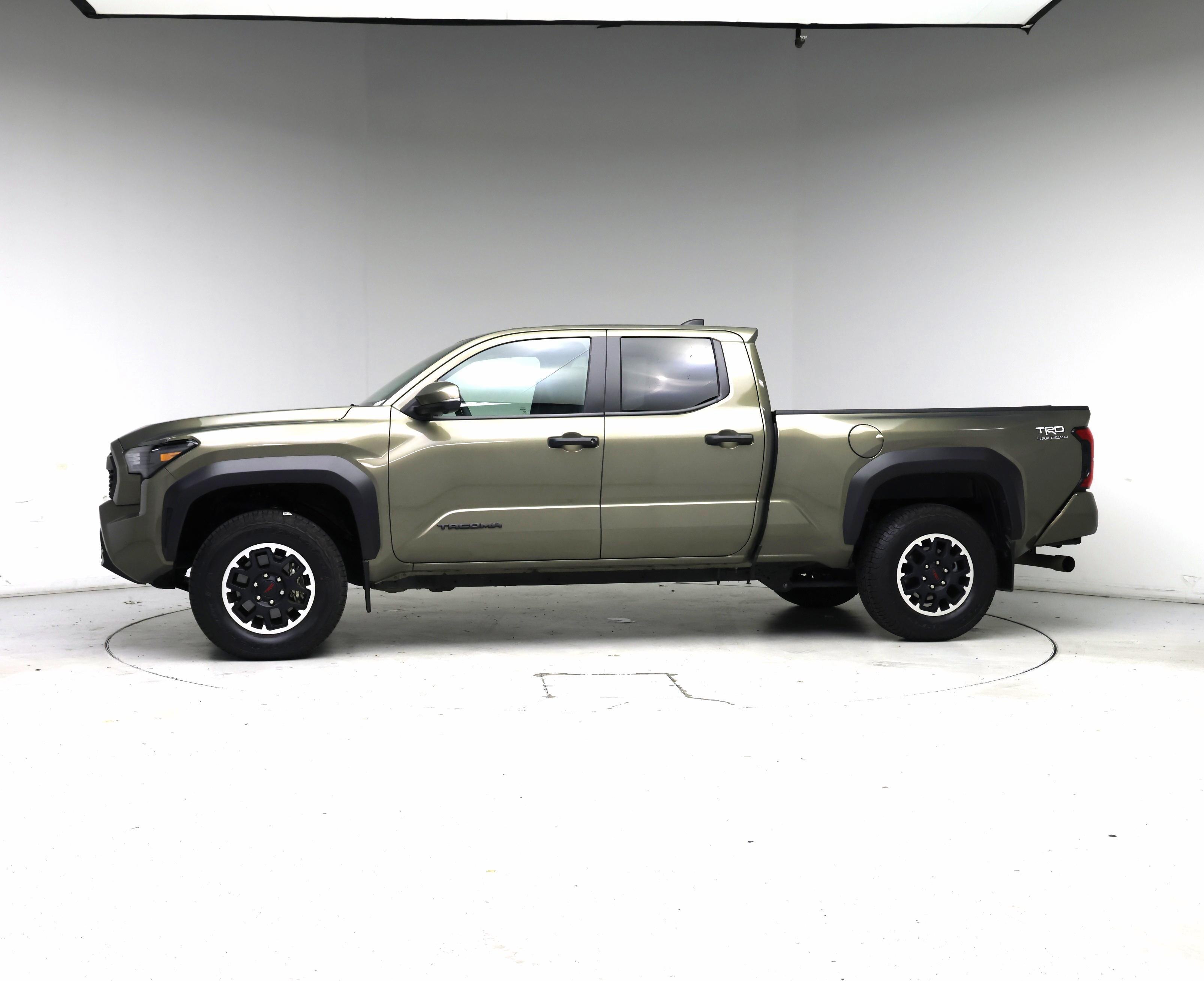 Thumbnail: 2024 Toyota Tacoma - 3