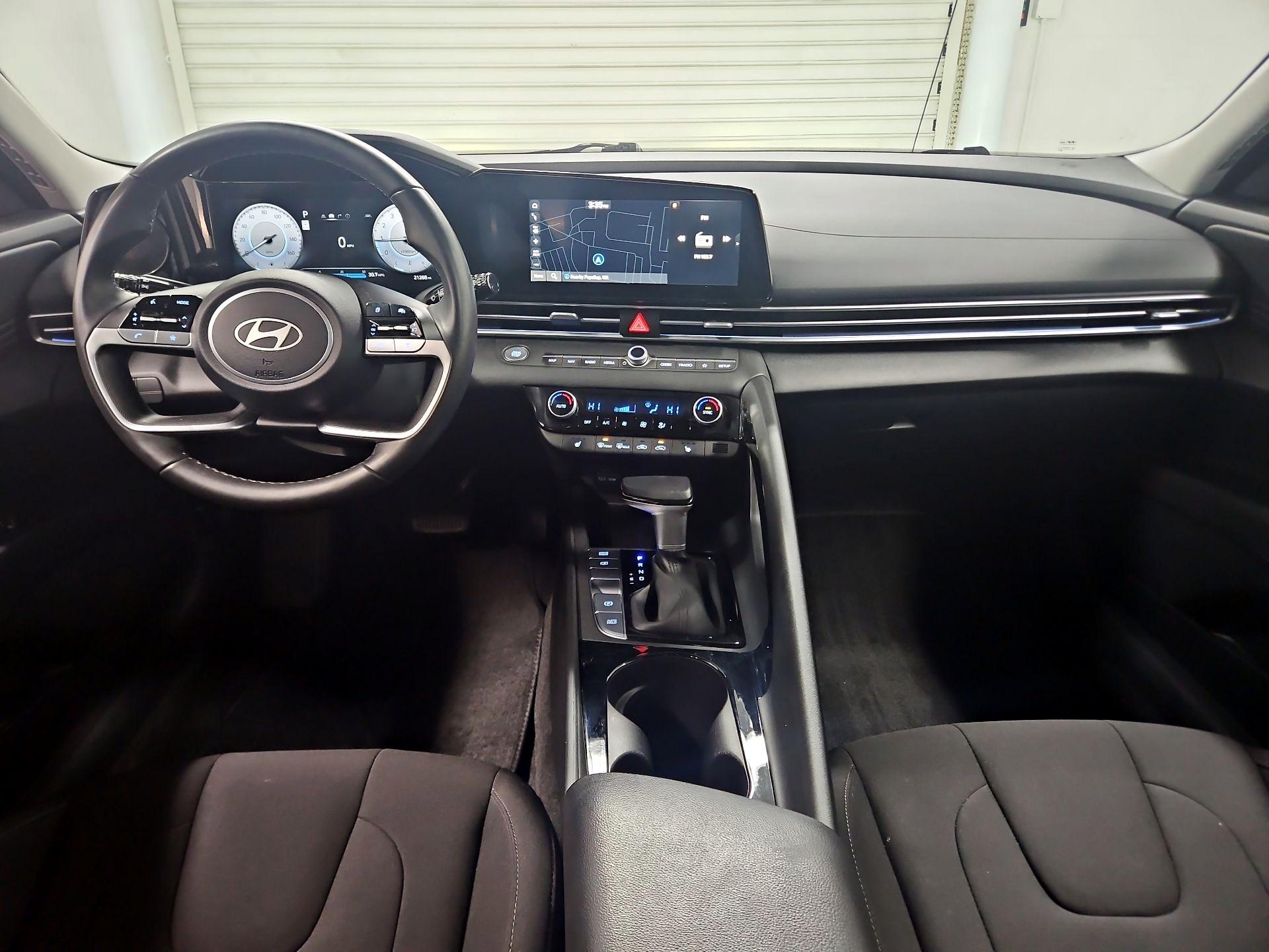 Thumbnail: 2024 Hyundai Elantra - 9