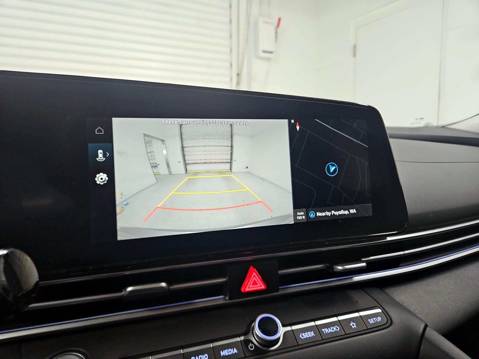 Thumbnail: 2024 Hyundai Elantra - 15