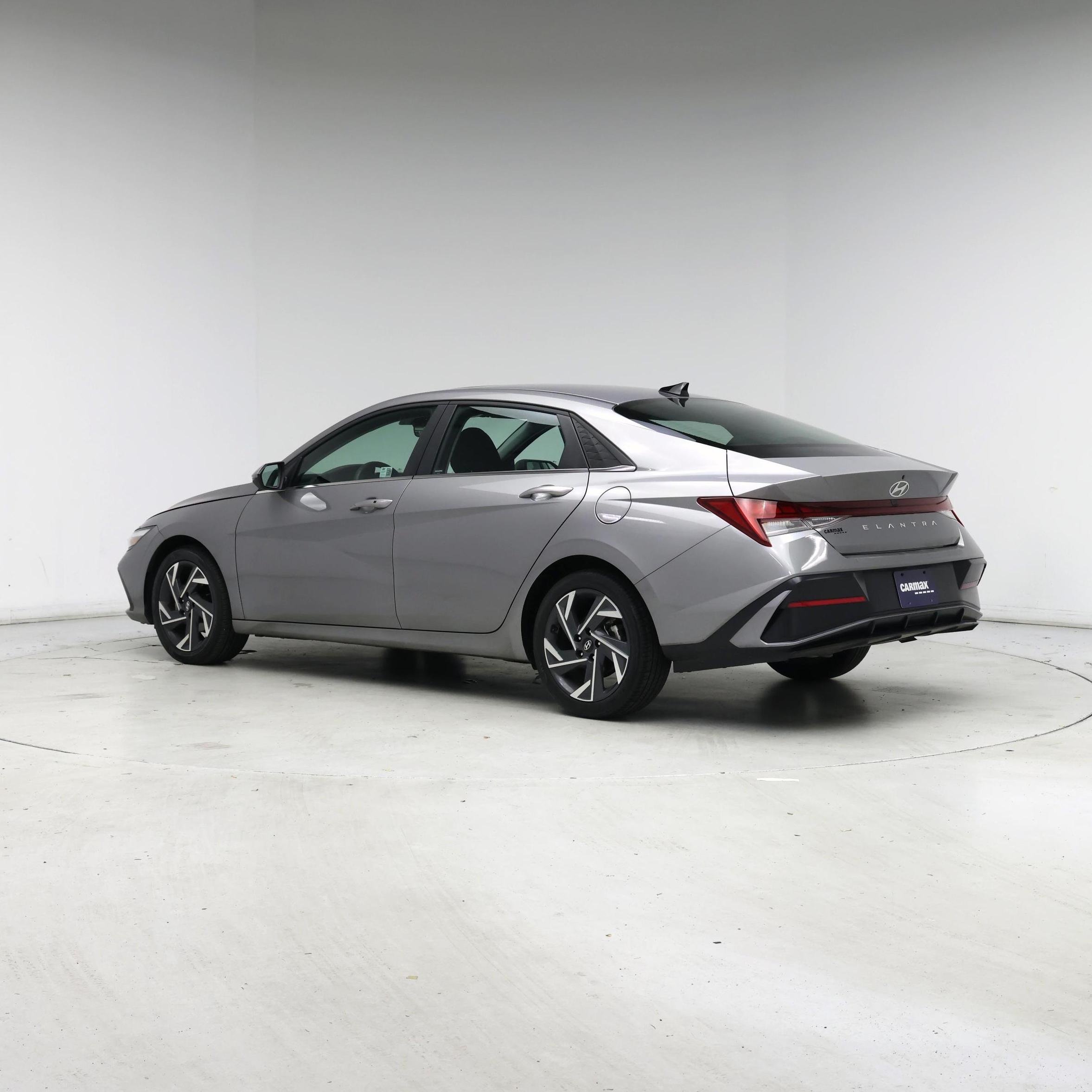 Thumbnail: 2024 Hyundai Elantra - 2