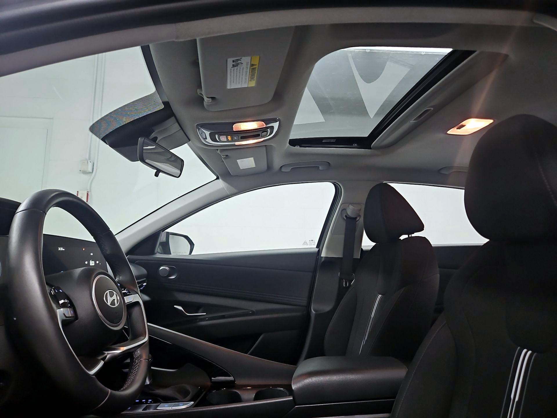 Thumbnail: 2024 Hyundai Elantra - 20