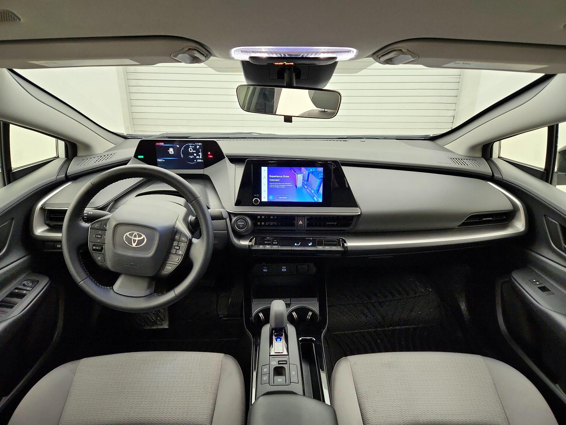 Thumbnail: 2024 Toyota Prius - 9