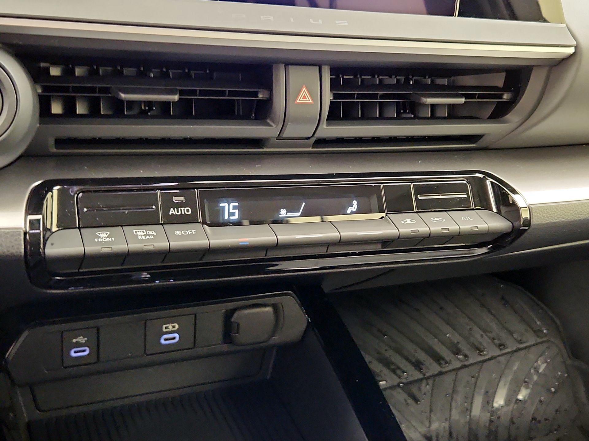 Thumbnail: 2024 Toyota Prius - 16