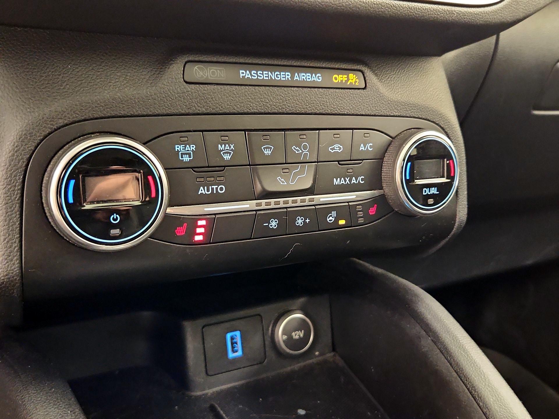 Thumbnail: 2020 Ford Escape - 17