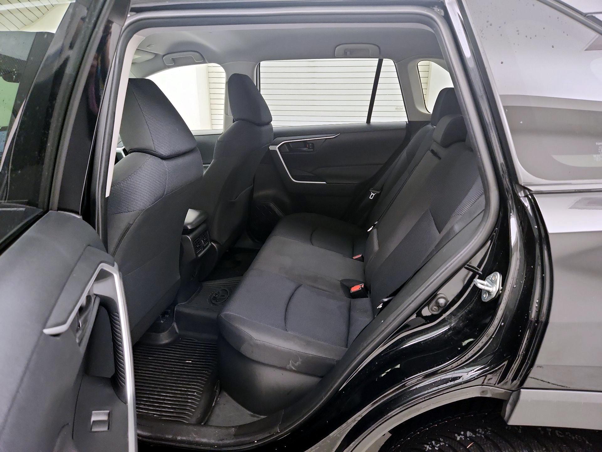 Thumbnail: 2024 Toyota RAV4 - 19